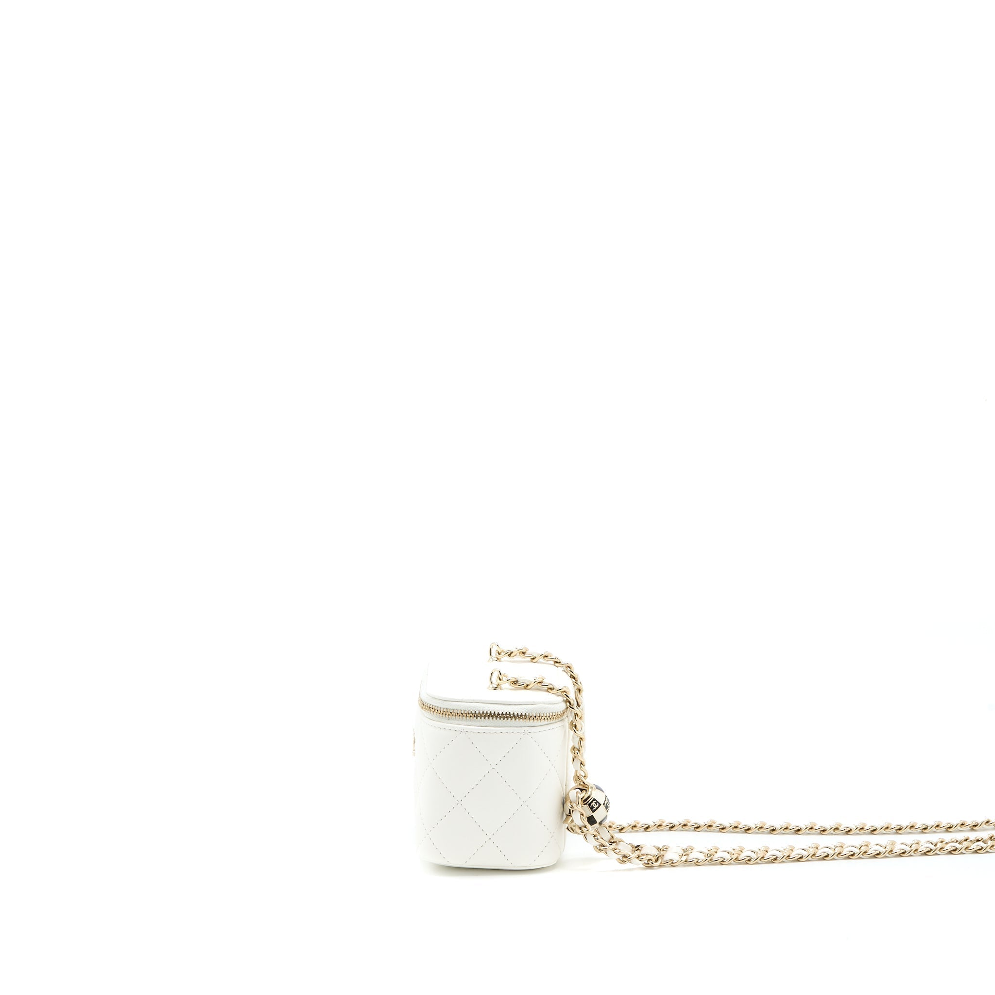 CHANEL 23C PEARL CRUSH MINI VANITY WITH CHAIN LAMBSKIN WHITE LGHW (MICROCHIP)