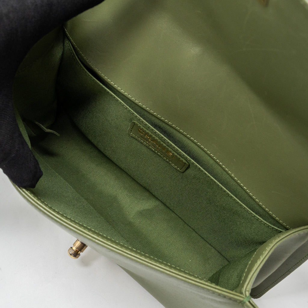 CHANEL MEDIUM BOY BAG LAMBSKIN GREEN GHW