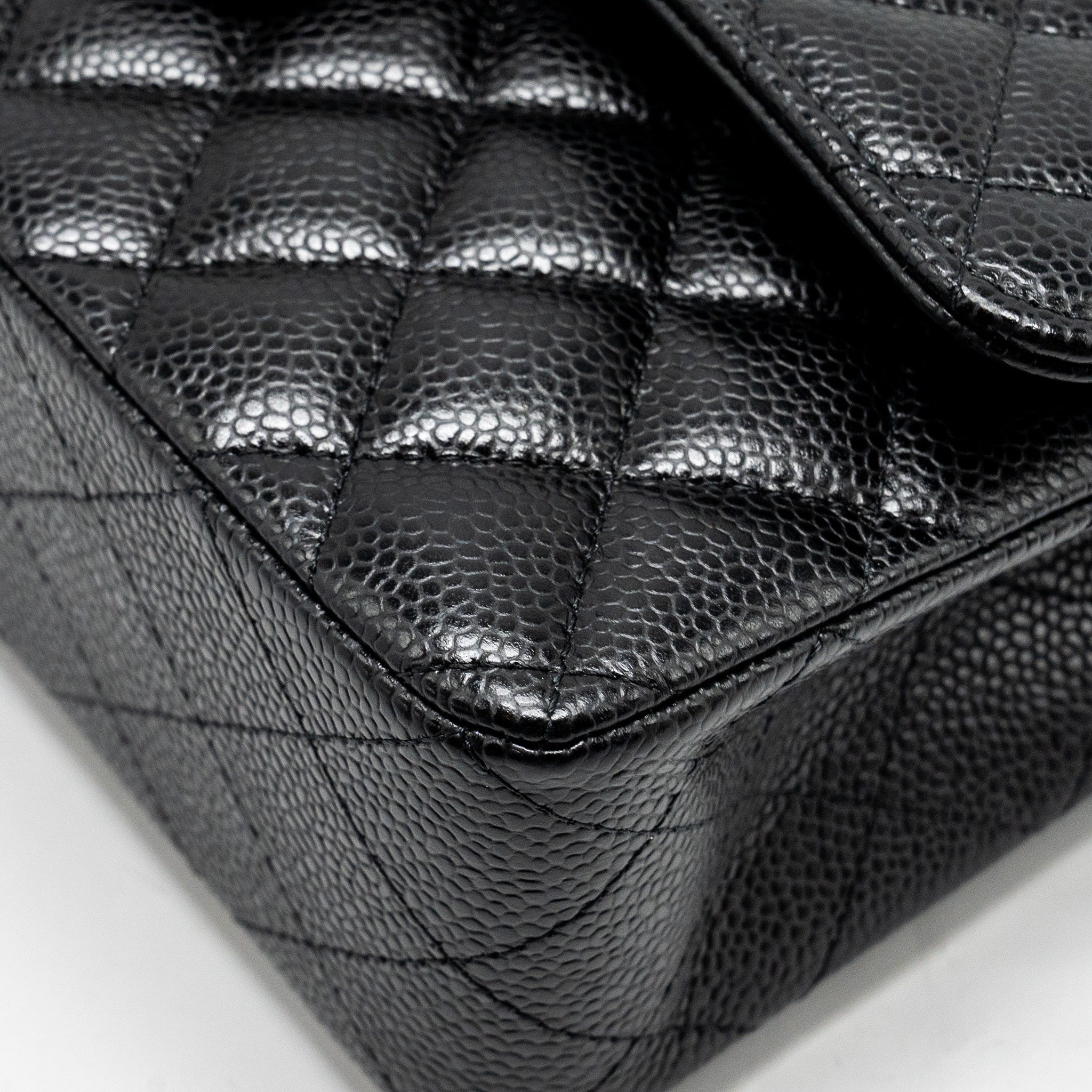 CHANEL SMALL CLASSIC DOUBLE FLAP BAG CAVIAR BLACK GHW