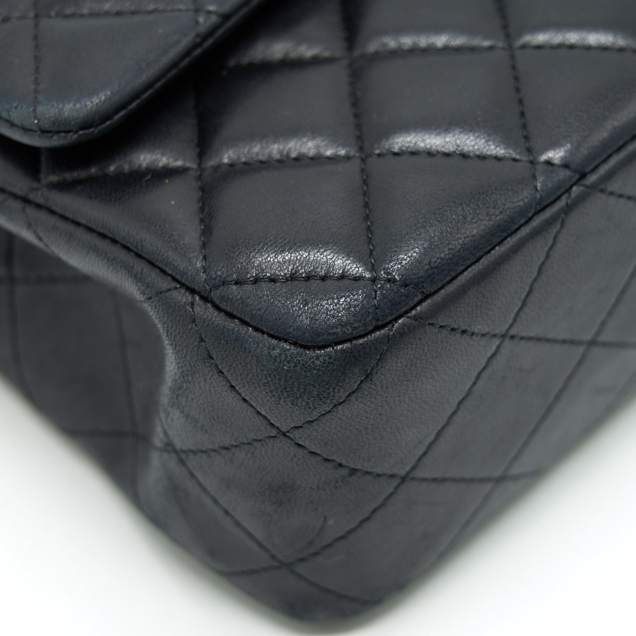 CHANEL CLASSIC DOUBLE FLAP BAG LAMBSKIN MEDIUM BLACK GHW SERIAL 19
