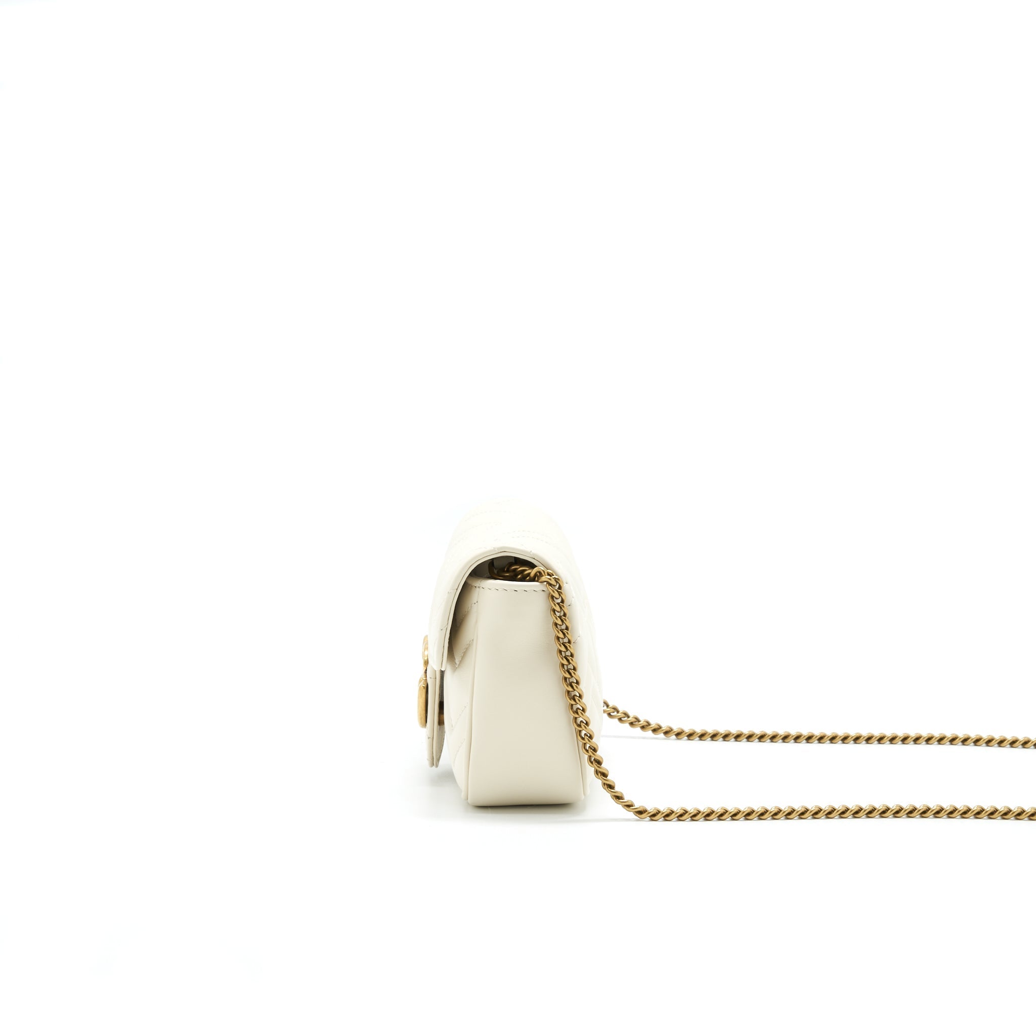 GUCCI GG MARMONT SUPER MINI BAG IN WHITE