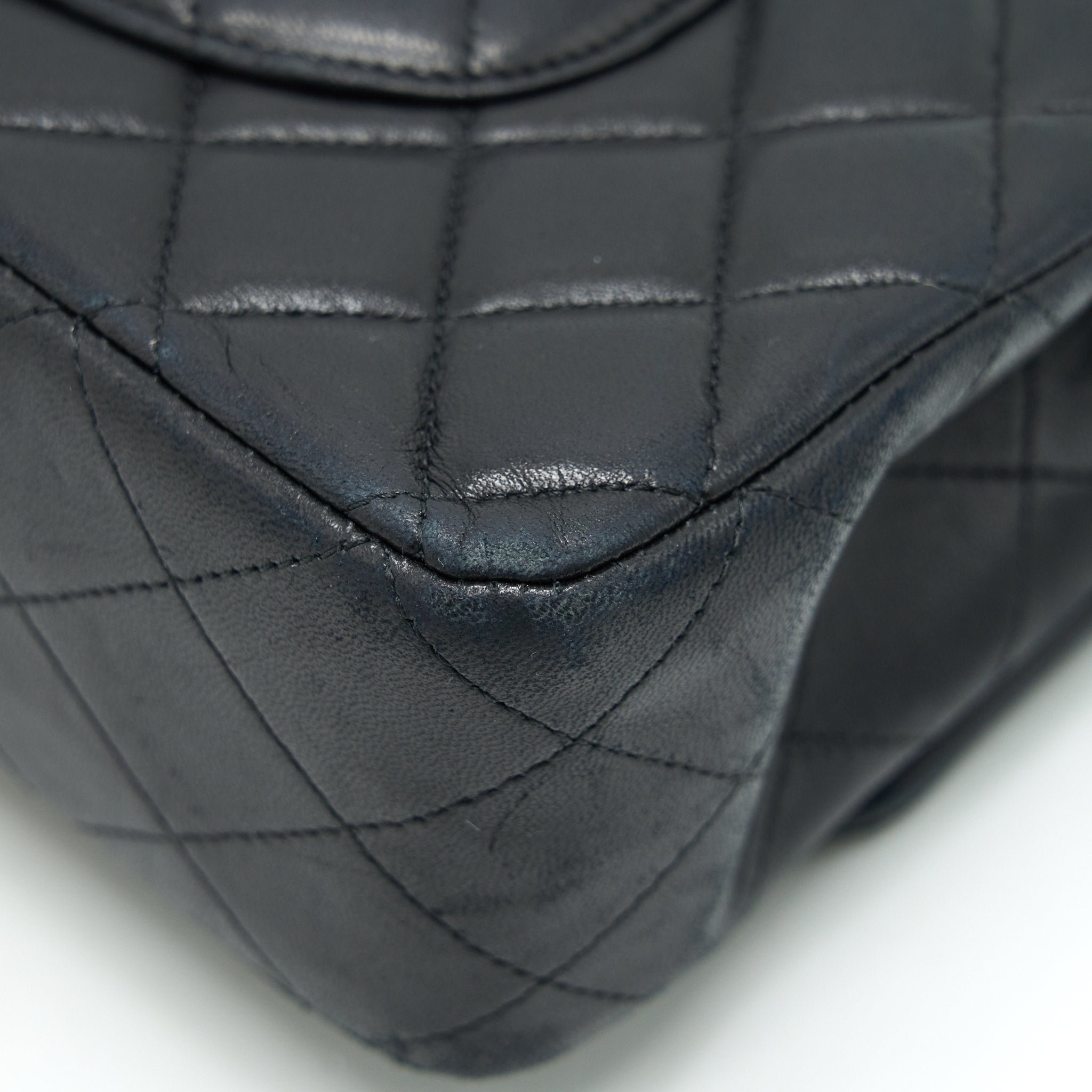 CHANEL CLASSIC DOUBLE FLAP BAG LAMBSKIN MEDIUM BLACK GHW SERIAL 19