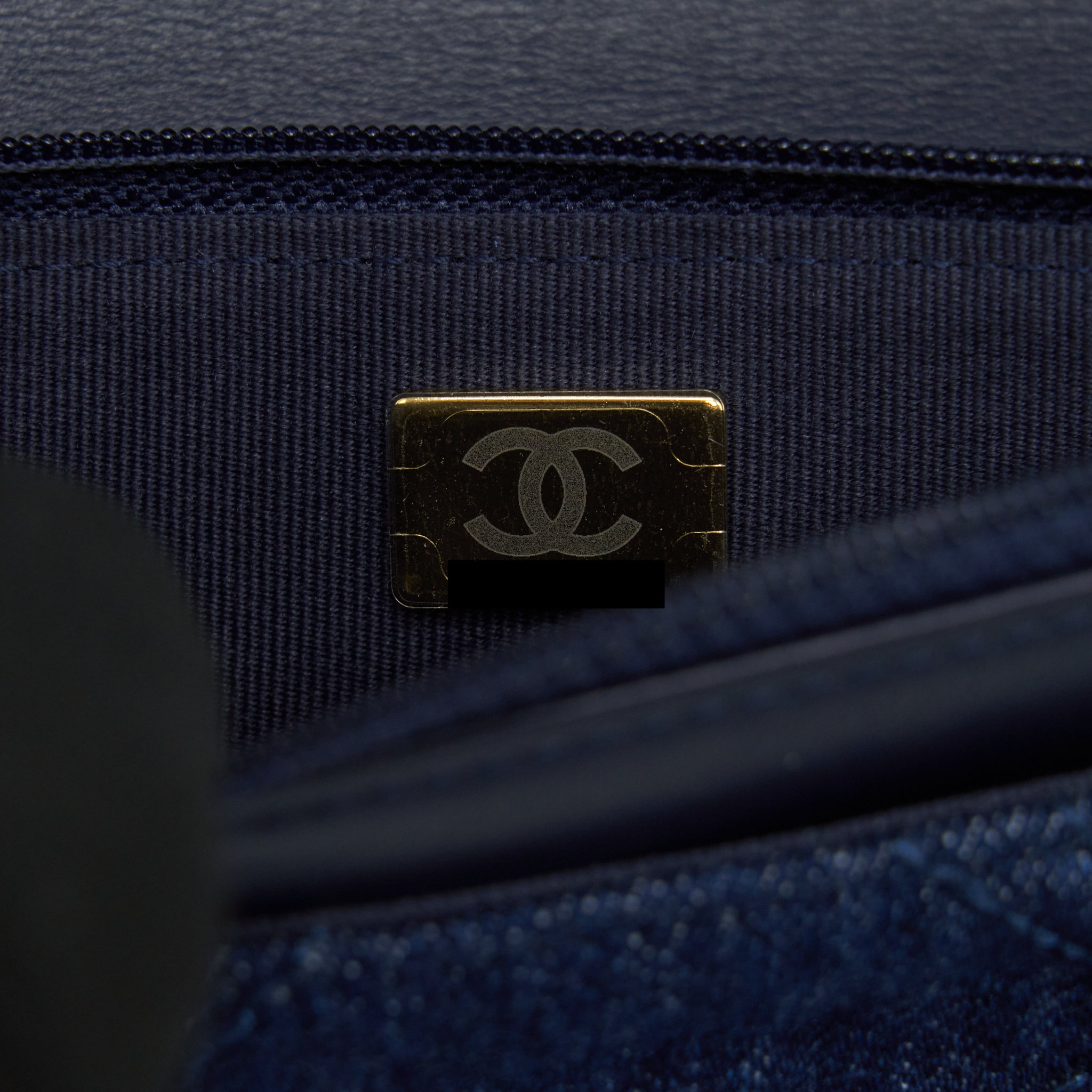 CHANEL 22P DENIM 19 WALLET ON CHAIN MULTICOLOUR HARDWARE(MICROCHIP)