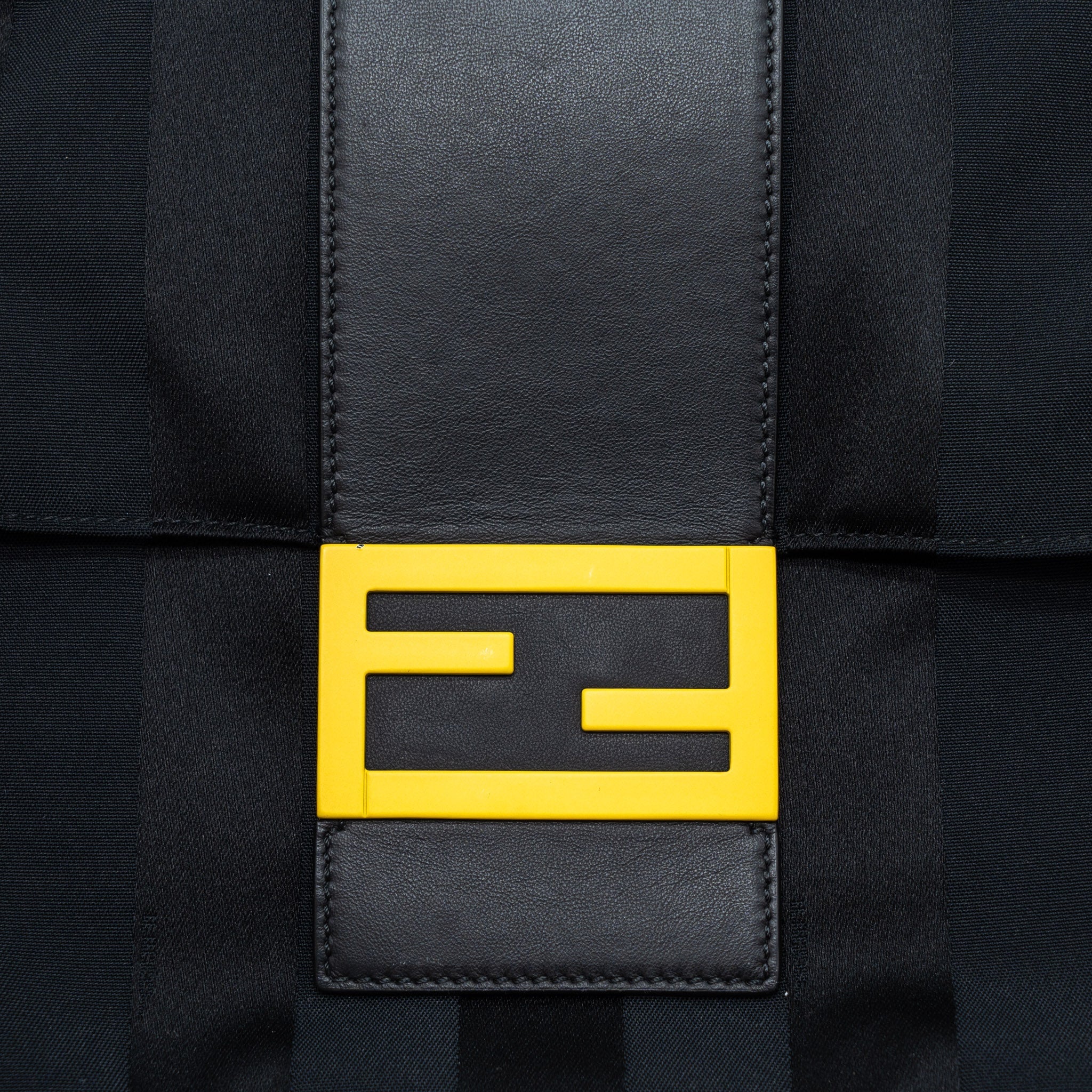 FENDI 20FW LARGE BAGUETTE BAG NYLON/LEATHER BLACK/YELLOW SHW