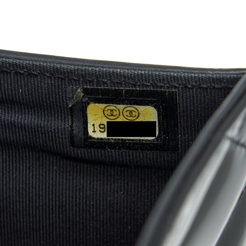CHANEL CLASSIC FLAP LONG WALLET PATENT BLACK SHW