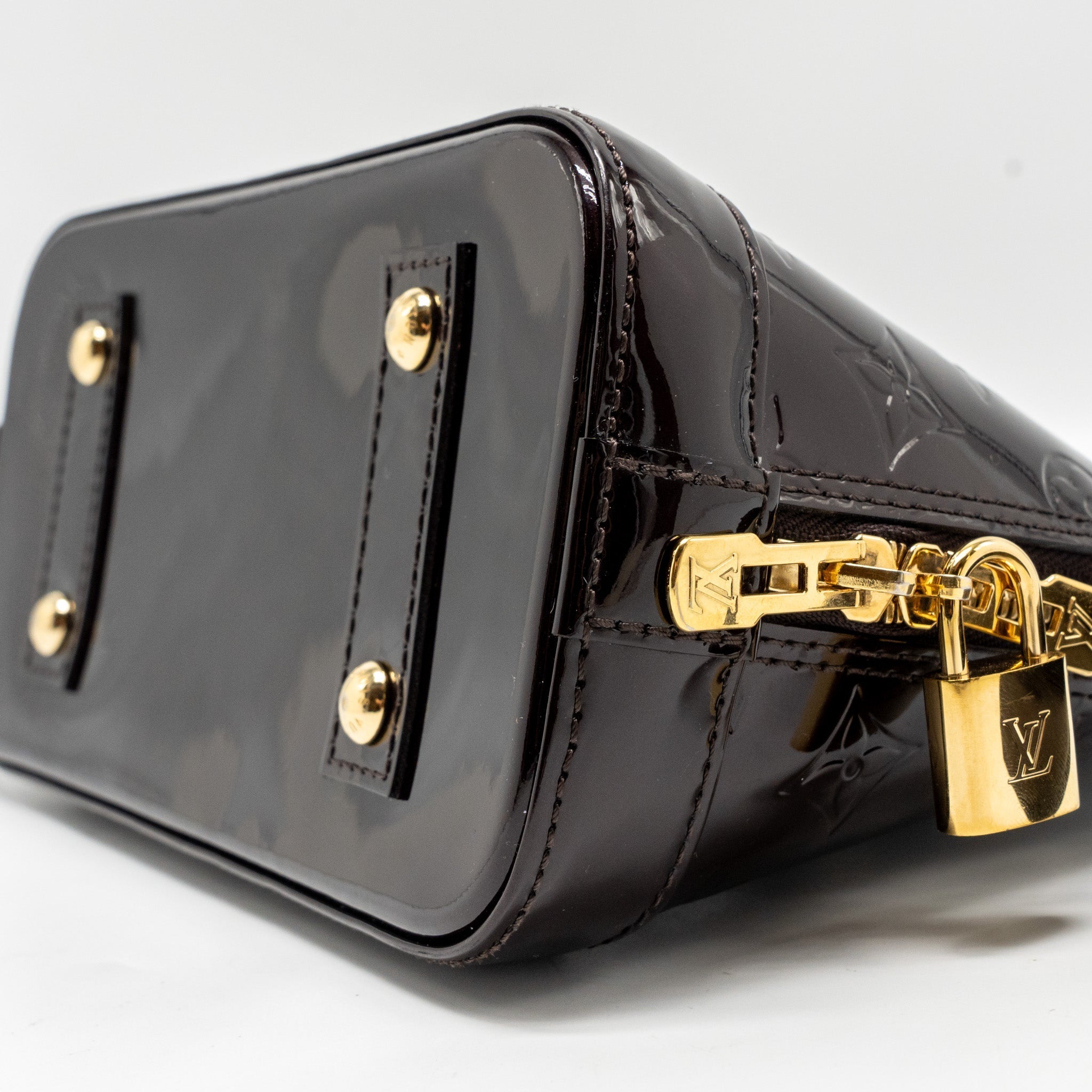 LOUIS VUITTON ALMA BB PATENT AMATANTE GHW