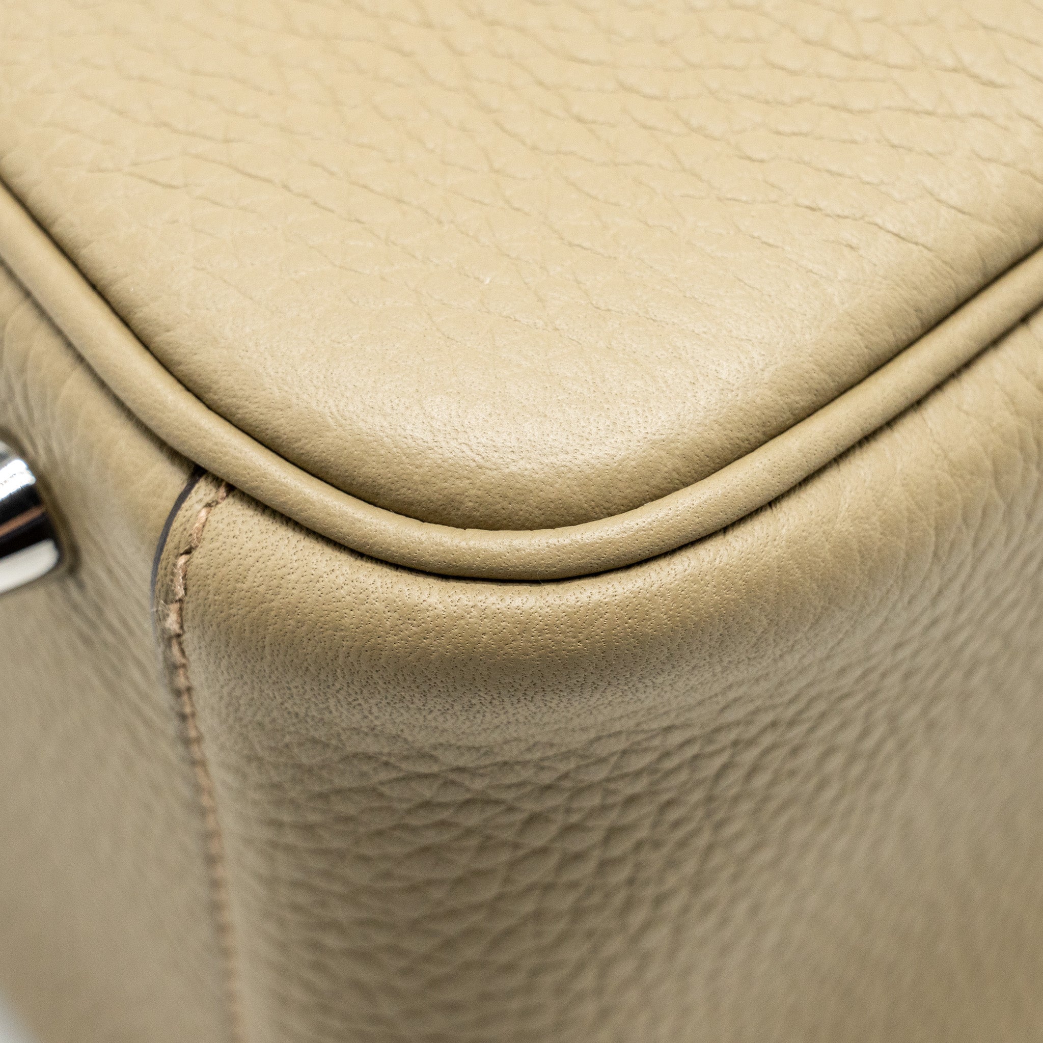 HERMES LINDY 26 CLEMENCE BEIGE MARFA SHW