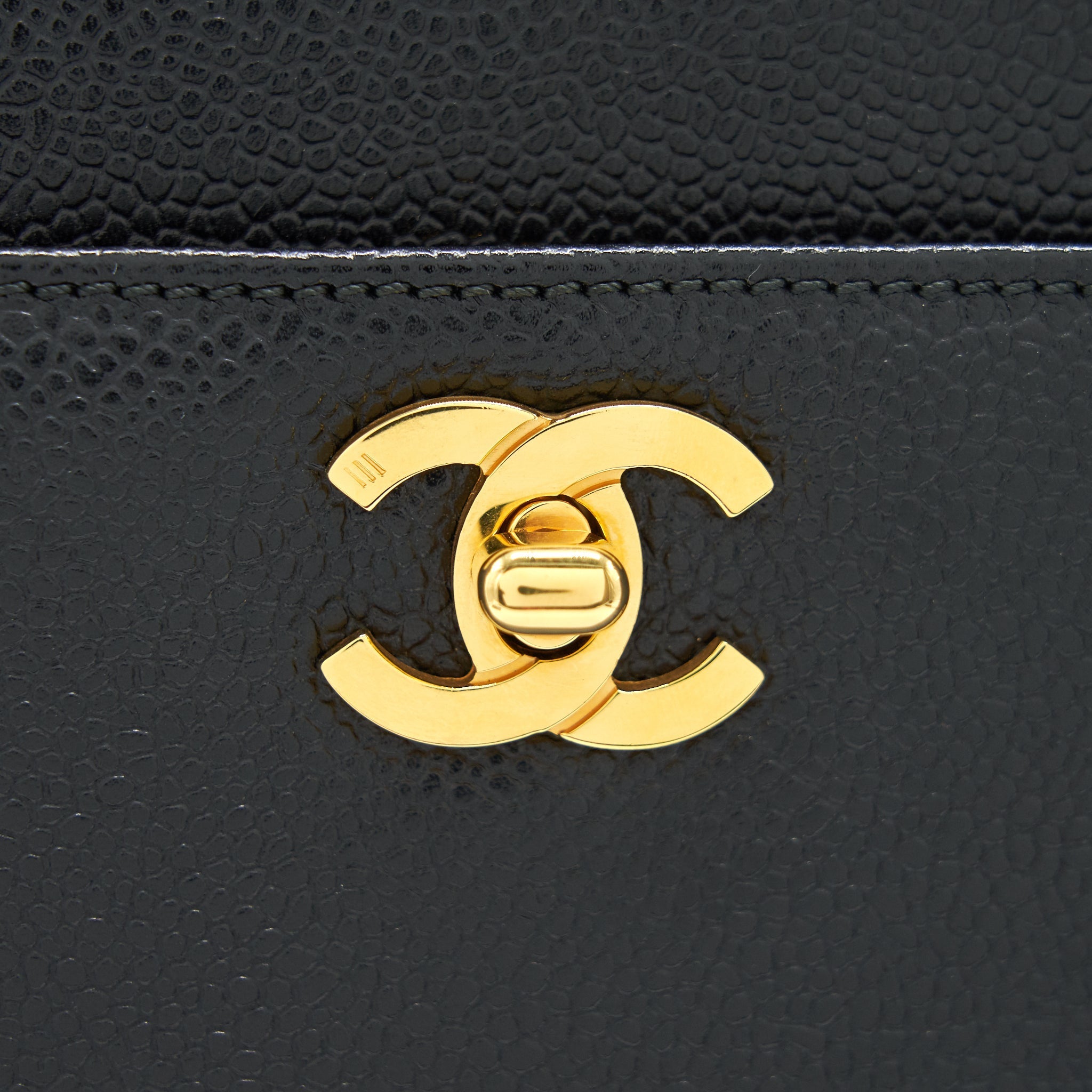 CHANEL VINTAGE 24K GOLD CAVIAR SHOPPING BAG WITH CHAIN