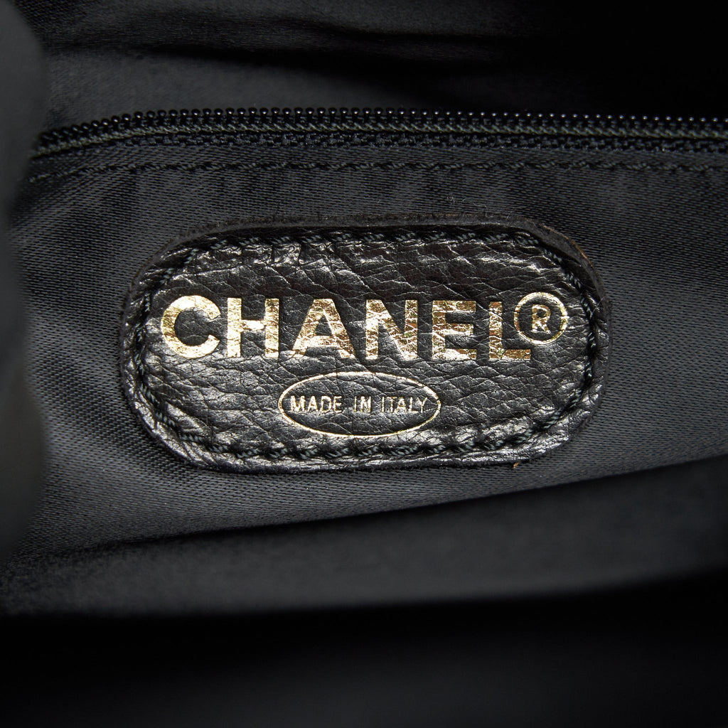 CHANEL VINTAGE 24K GOLD CAVIAR SHOPPING BAG WITH CHAIN