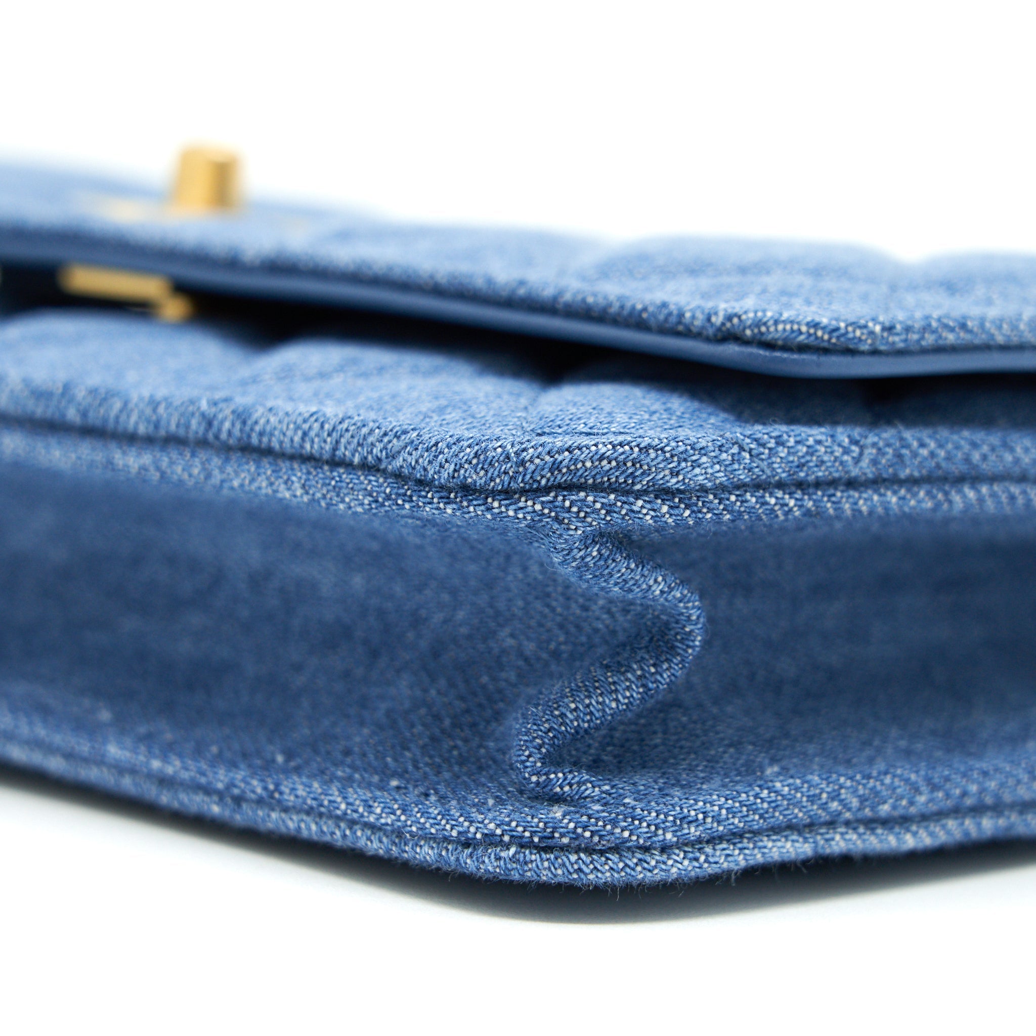 CHANEL 22C PEARL CRUSH WALLET ON CHAIN DENIM GHW
