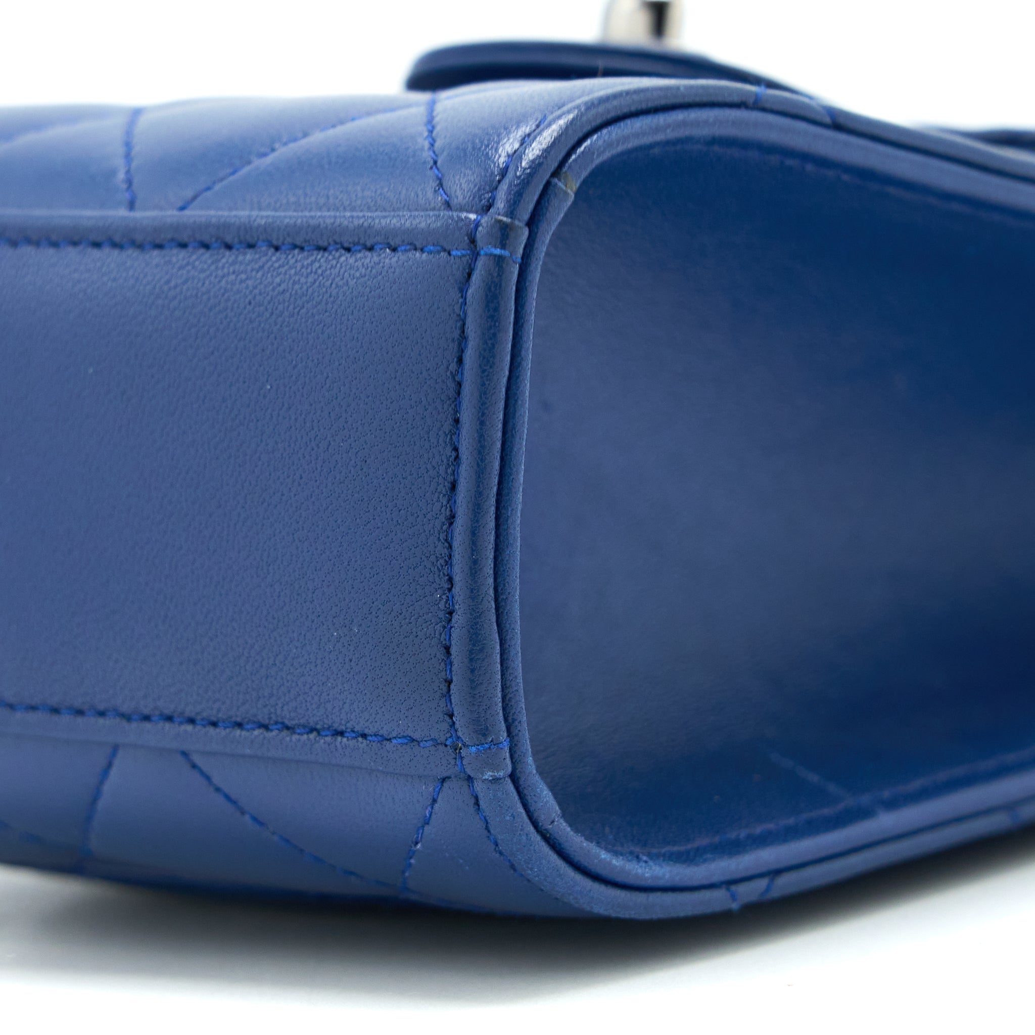 CHANEL FLAP PHONE CASE LAMBSKIN BLUE SHW