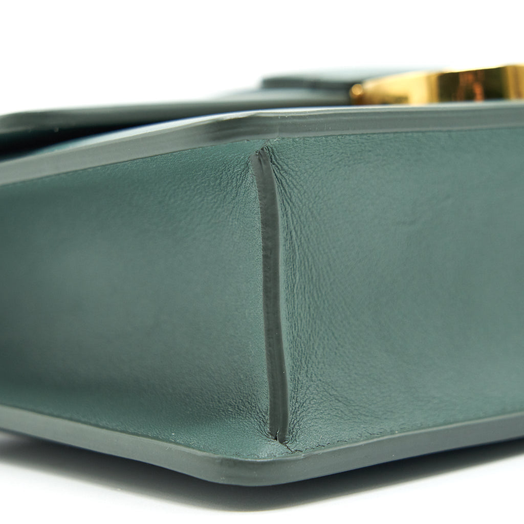 DIOR 30 MONTAIGNE MEDIUM BAG CALFSKIN GREEN