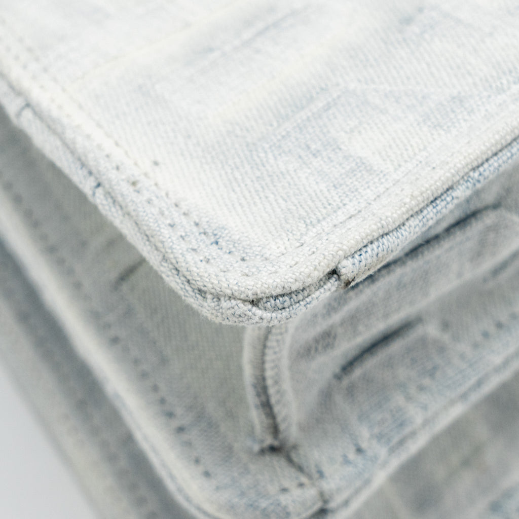 FENDI MEDIUM PEEKABOO ISEEU DENIM WHITE SHW