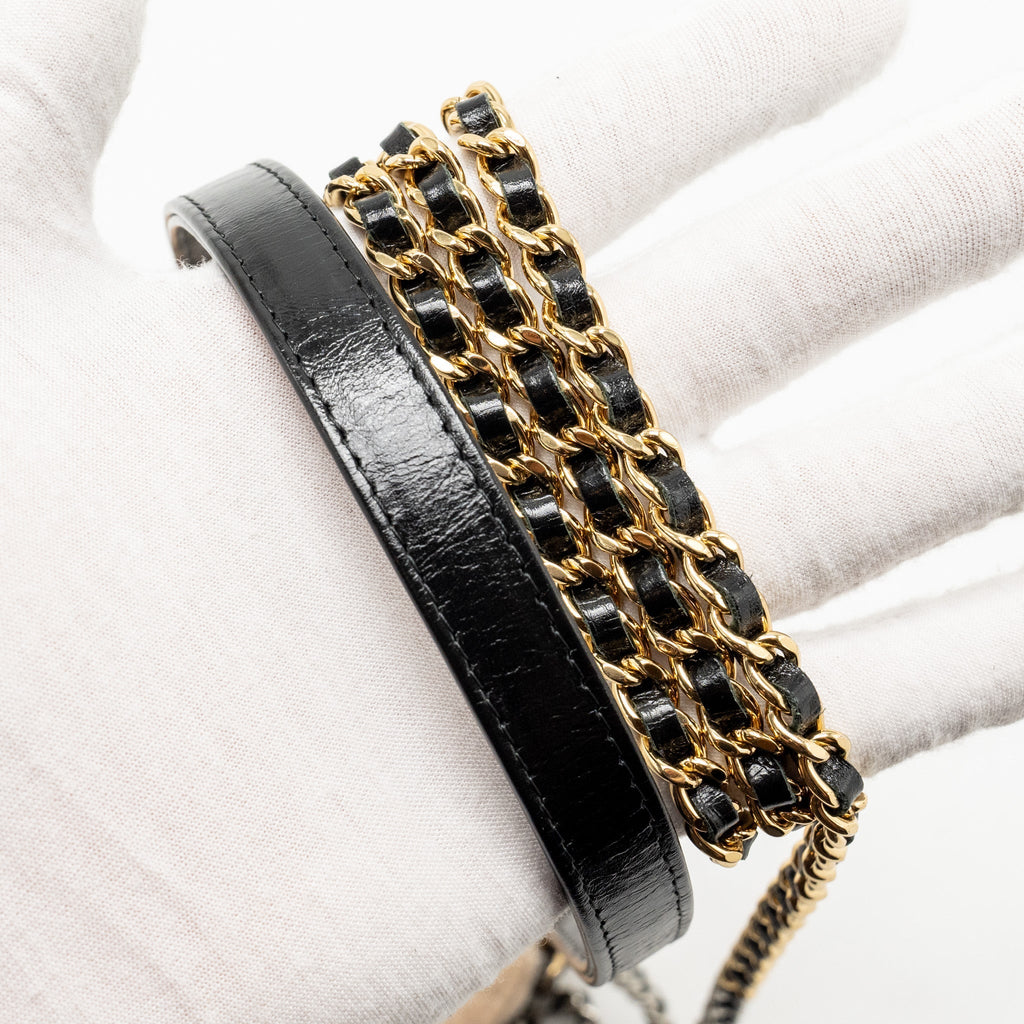 CHANEL GABRIELLE DOUBLE ZIP CLUTCH ON CHAIN CALFSKIN BEIGE / BLACK MULTICOLOR HARDWARE