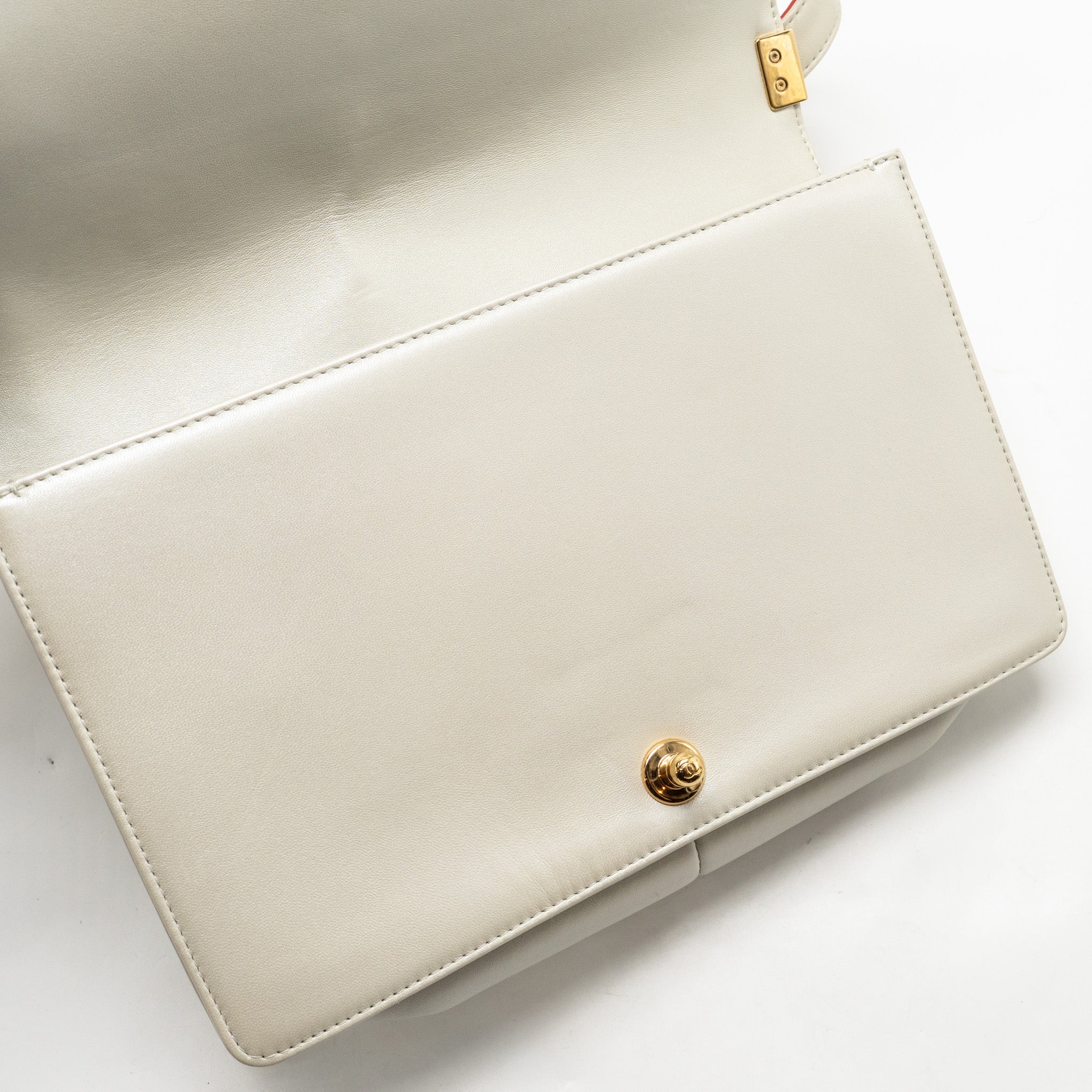 CHANEL BOY BAG METAL SQUARED LAMBSKIN WHITE/RED GHW