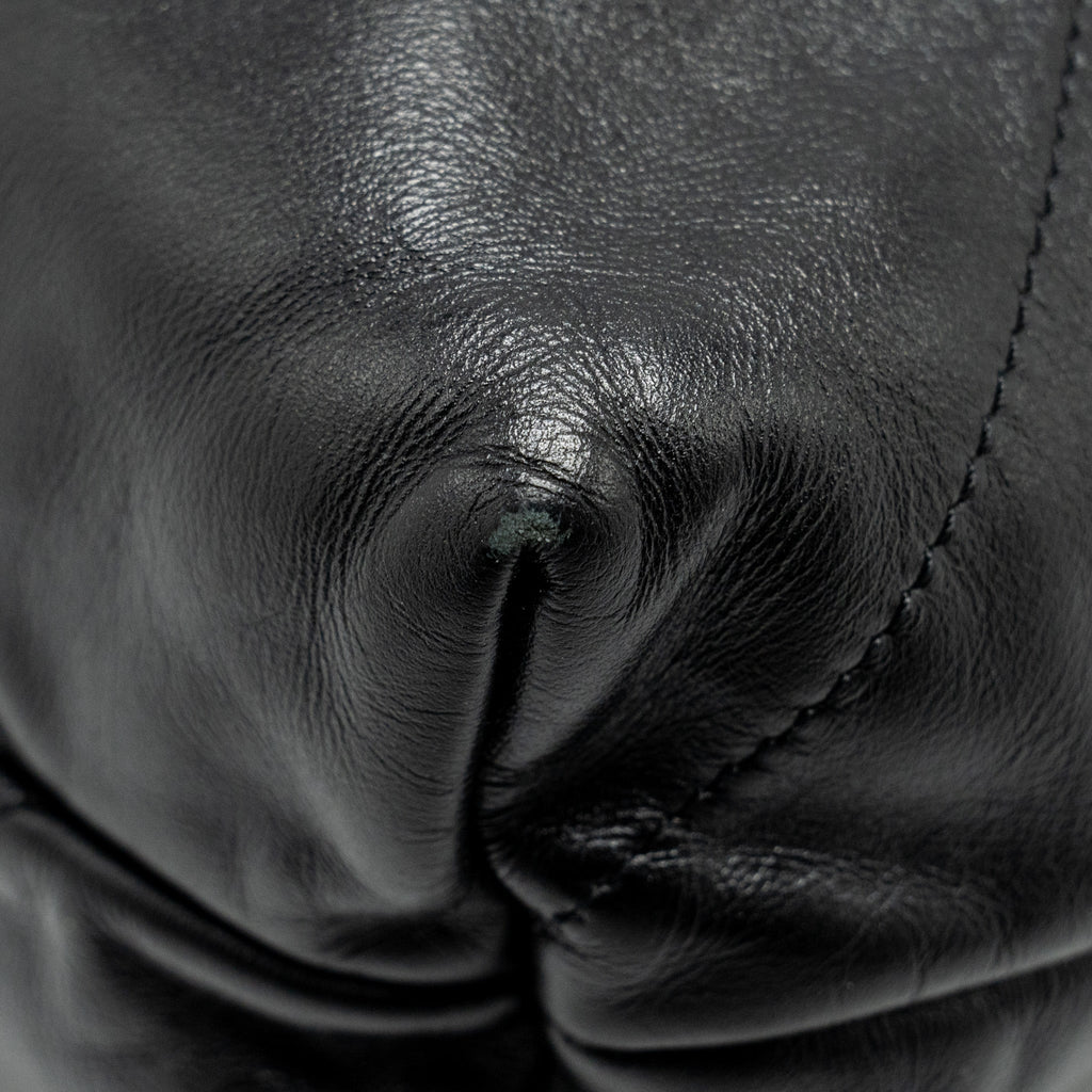 CHANEL MEDIUM 22 BAG SHINY CALFSKIN BLACK GHW (MICROCHIP)