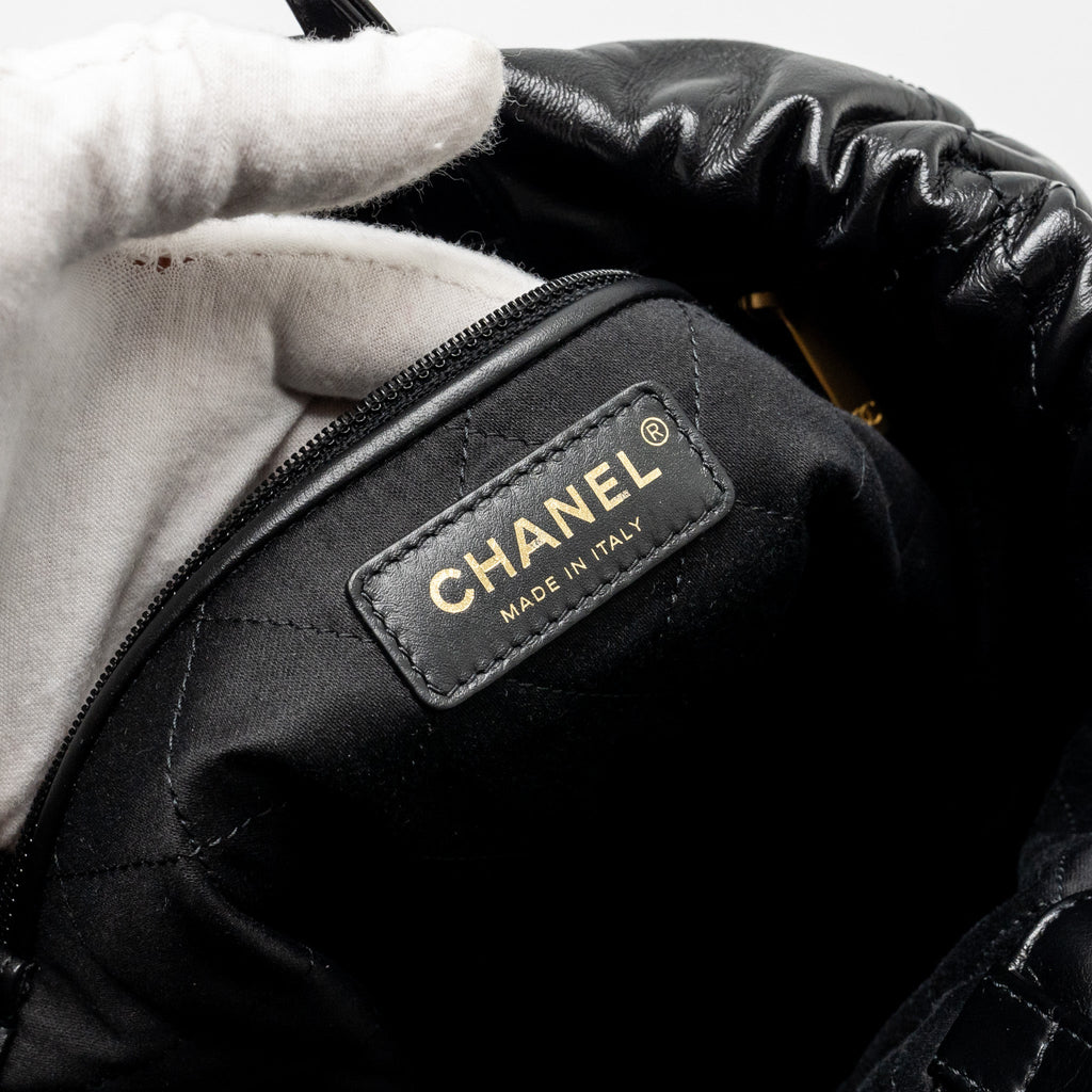 CHANEL LARGE 22 BACKPACK GOLD LETTER LOGO SHINY CALFSKIN BLACK GHW(MICROCHIP)