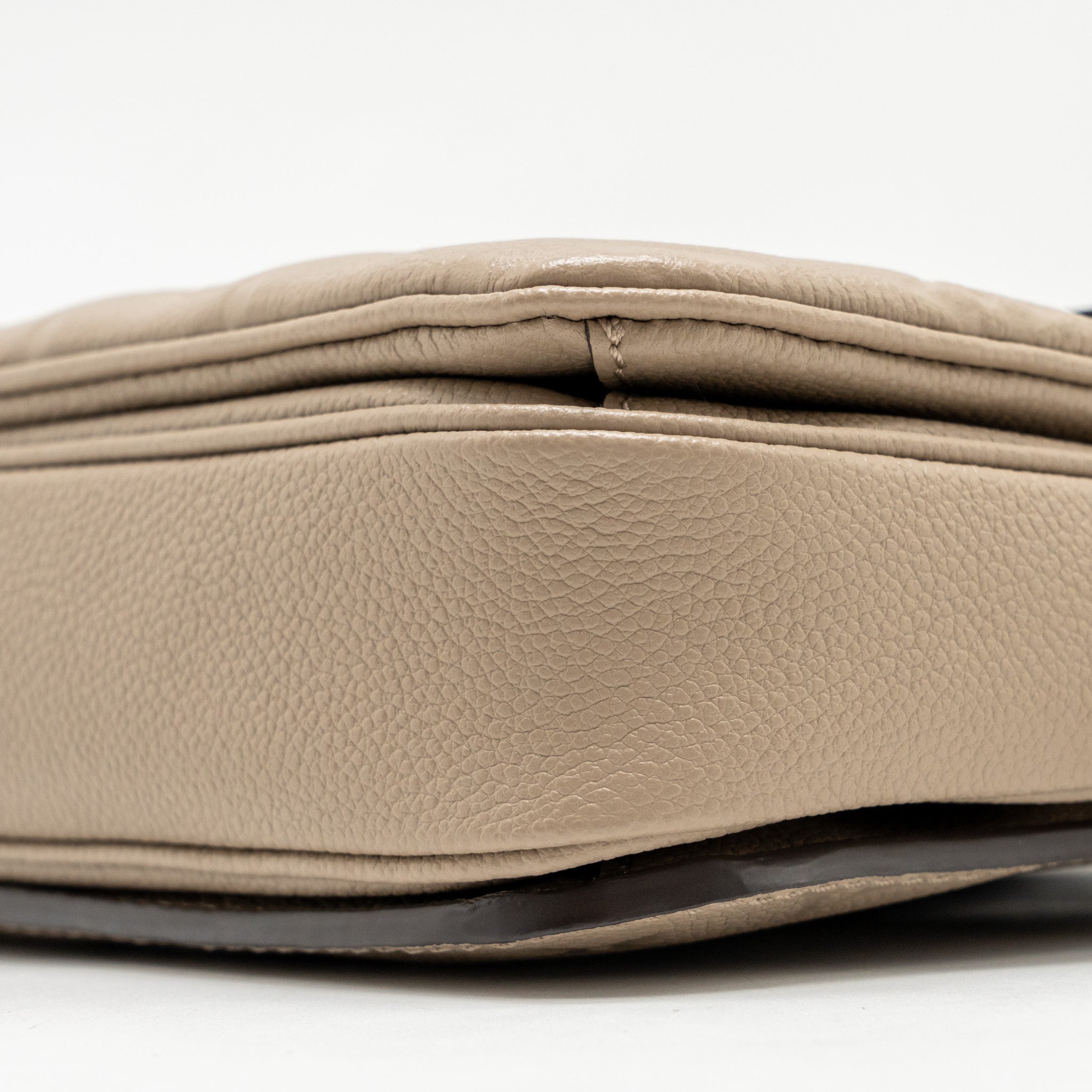 LOUIS VUITTON POCHETTE METIS MONOGRAM EMPREINTE TOURTERELLE GHW