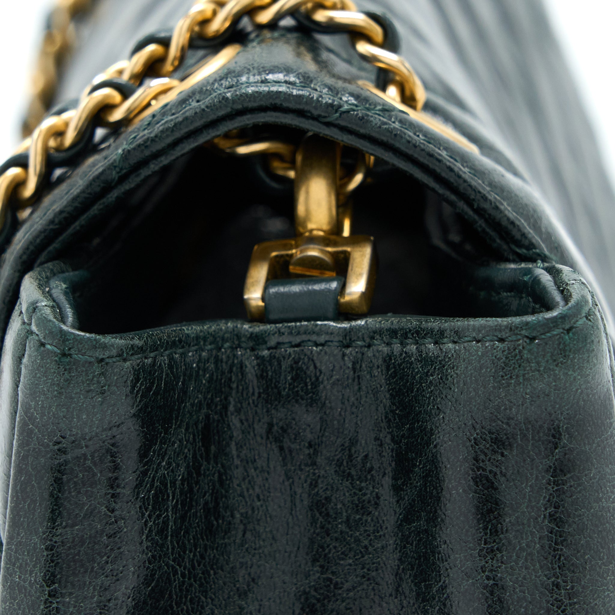 CHANEL CHEVRON HAMPTON FLAP BAG AGED CALFSKIN DARK GREEN GHW