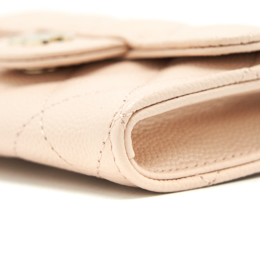 CHANEL 22C FLAP CARDHOLDER CAVIAR LIGHT BEIGE LGHW
