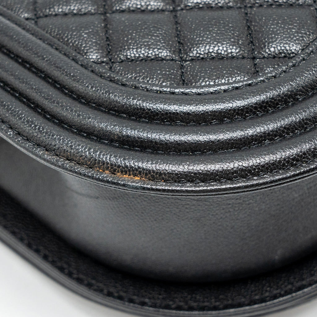 CHANEL 22A ROUND BOY MESSENGER BAG CAVIAR BLACK GHW (MICROCHIP)