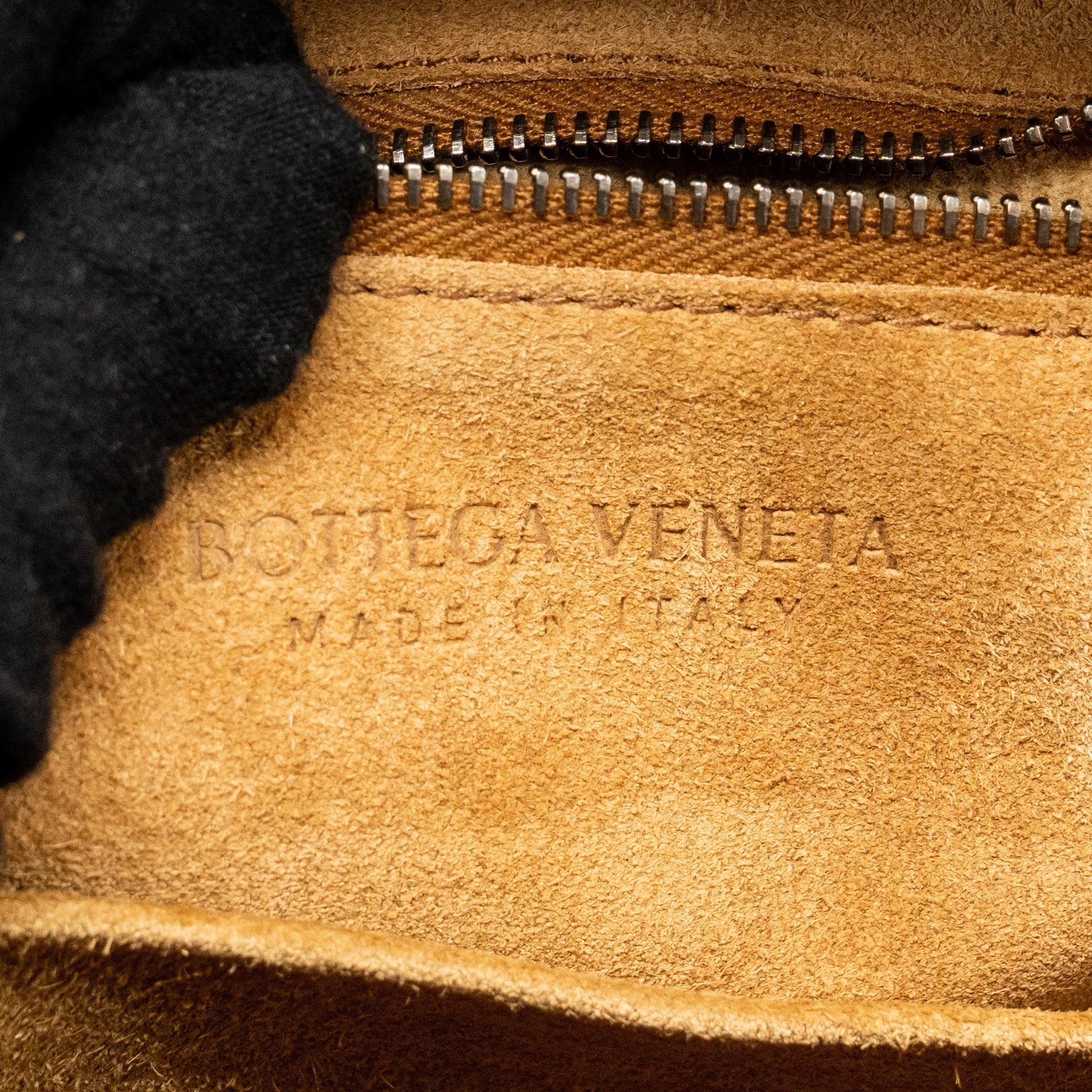 BOTTEGA VENETA SMALL ARCO BAG CALFSKIN BLACK SHW