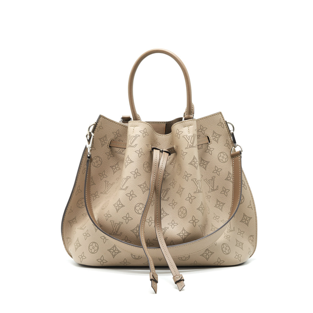 LOUIS VUITTON GIROLATA MAHINA TOTE BAG GREY