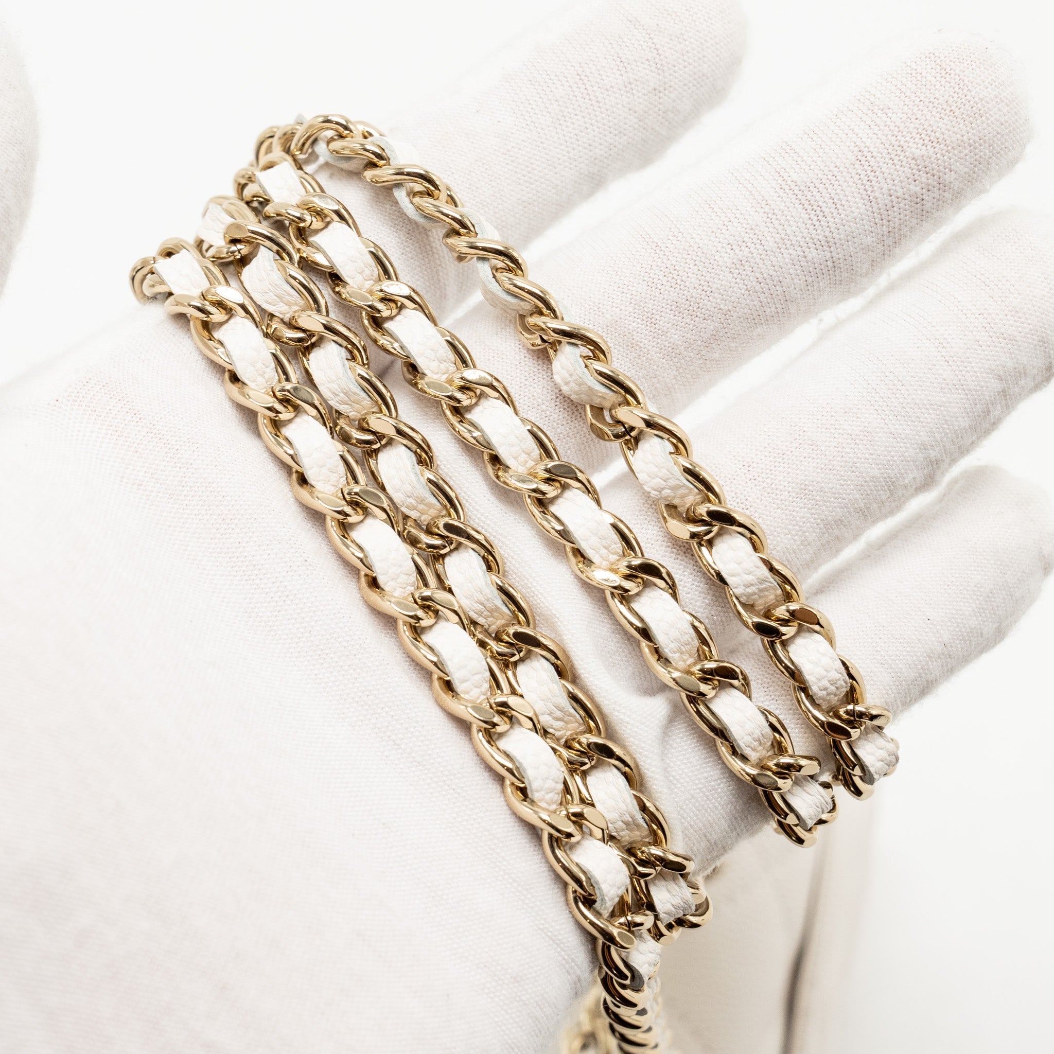 CHANEL TOP HANDLE MINI FLAP CLUTCH WITH CHAIN CAVIAR WHITE LGHW (MICROCHIP)