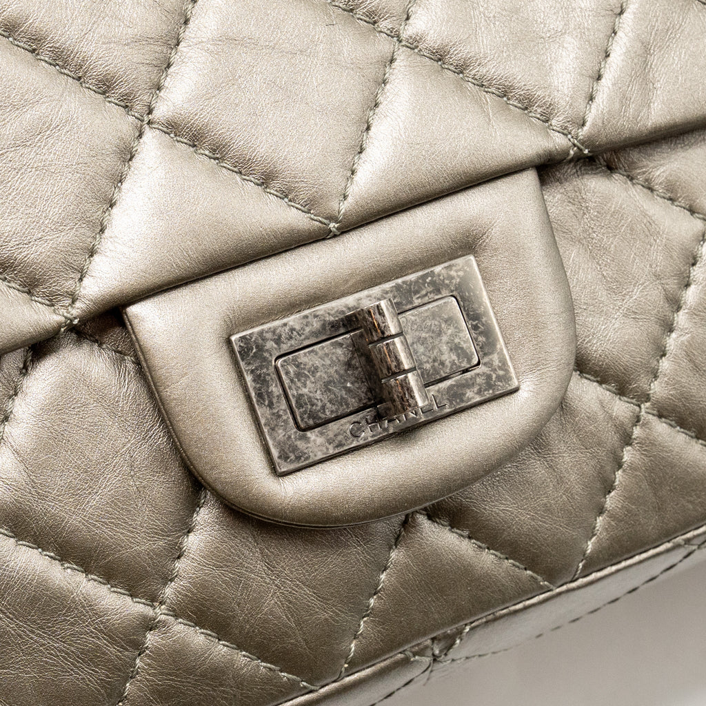 CHANEL MAXI 2.55 REISSUE FLAP BAG AGED CALFSKIN IRIDESCENT LIGHT GREY RUTHENIUM HARDWARE