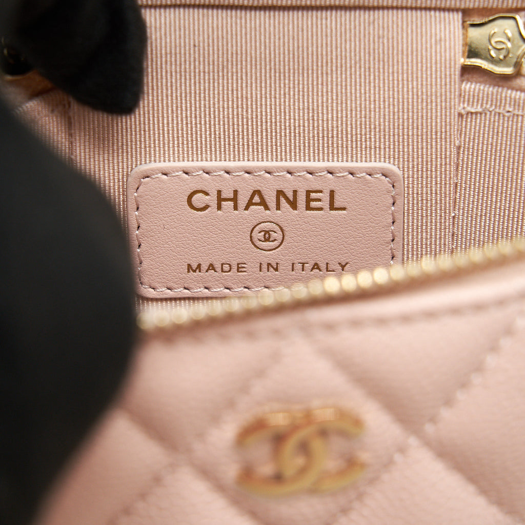 CHANEL 21C VERTICAL VANITY ON CHAIN CAVIAR LIGHT PINK LGHW