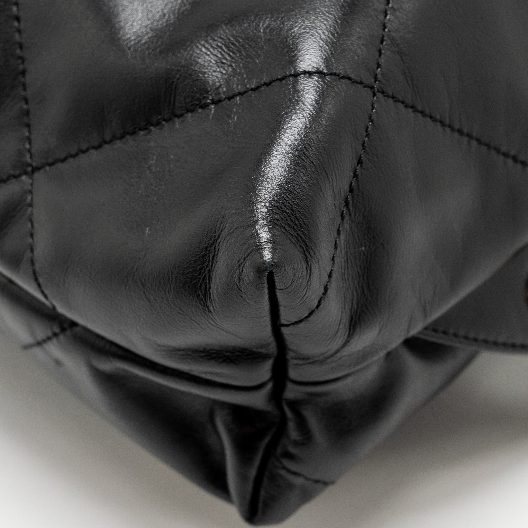 CHANEL LARGE 22 BACKPACK GOLD LETTER LOGO SHINY CALFSKIN BLACK GHW(MICROCHIP)