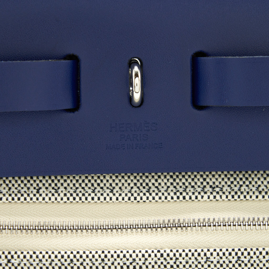 HERMES HERBAG ZIP 31 TOILE H EN RELIEF BRIDES SAPHIR