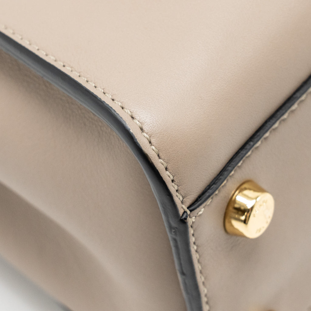 FENDI PEEKABOO ICONIC ESSENTIAL HANDLE BAG CALFSKIN LIGHT GREY GHW