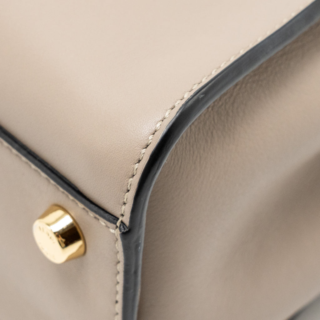 FENDI PEEKABOO ICONIC ESSENTIAL HANDLE BAG CALFSKIN LIGHT GREY GHW