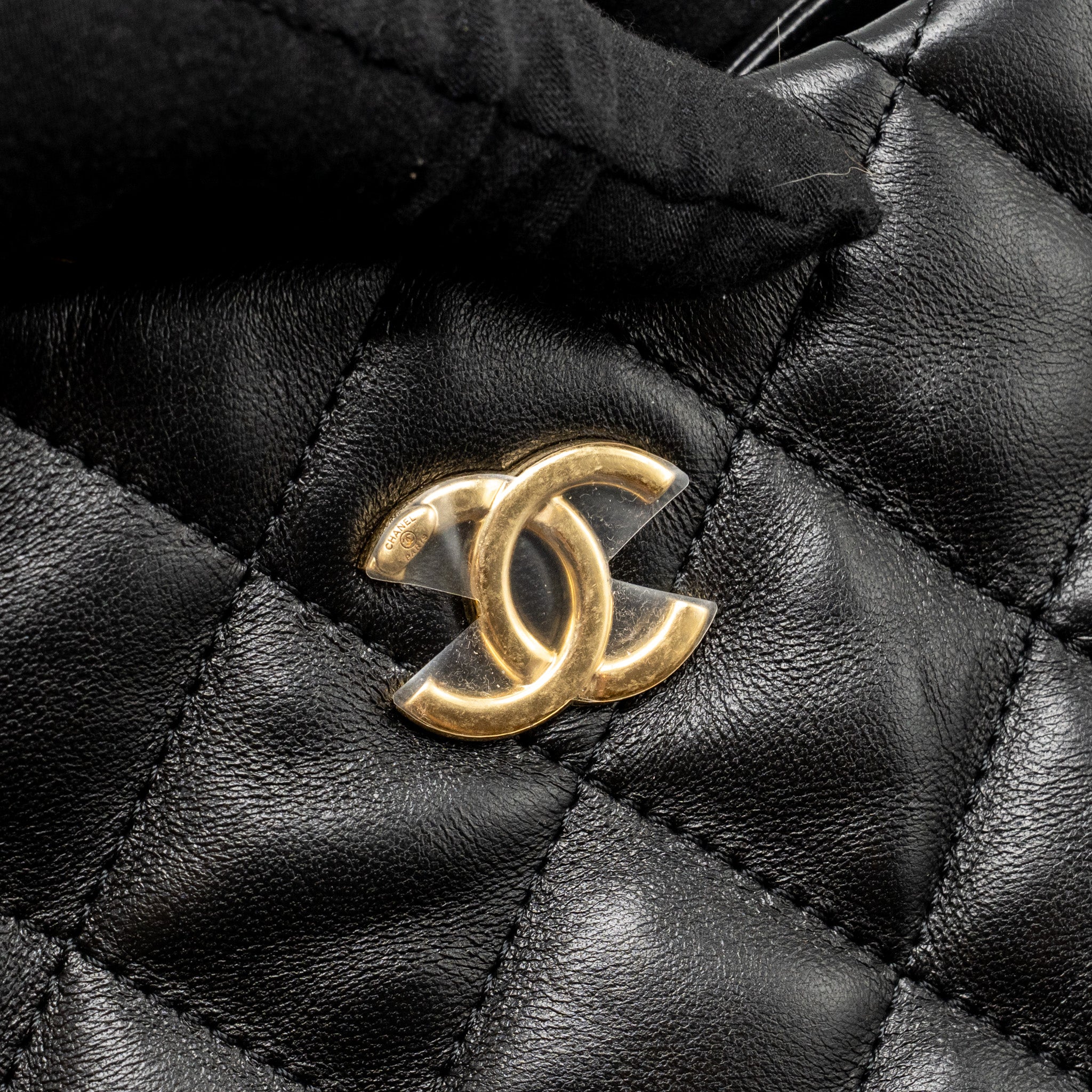 CHANEL 22K HOBO SHOULDER BAG LAMBSKIN BLACK GHW