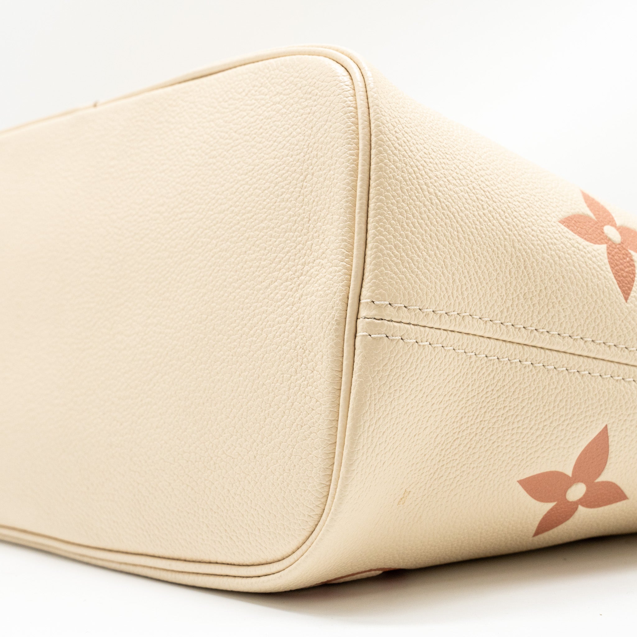 LOUIS VUITTON NEVERFULL MM MONOGRAM EMPREINTE CRÈME/ROSE TRIANON GHW