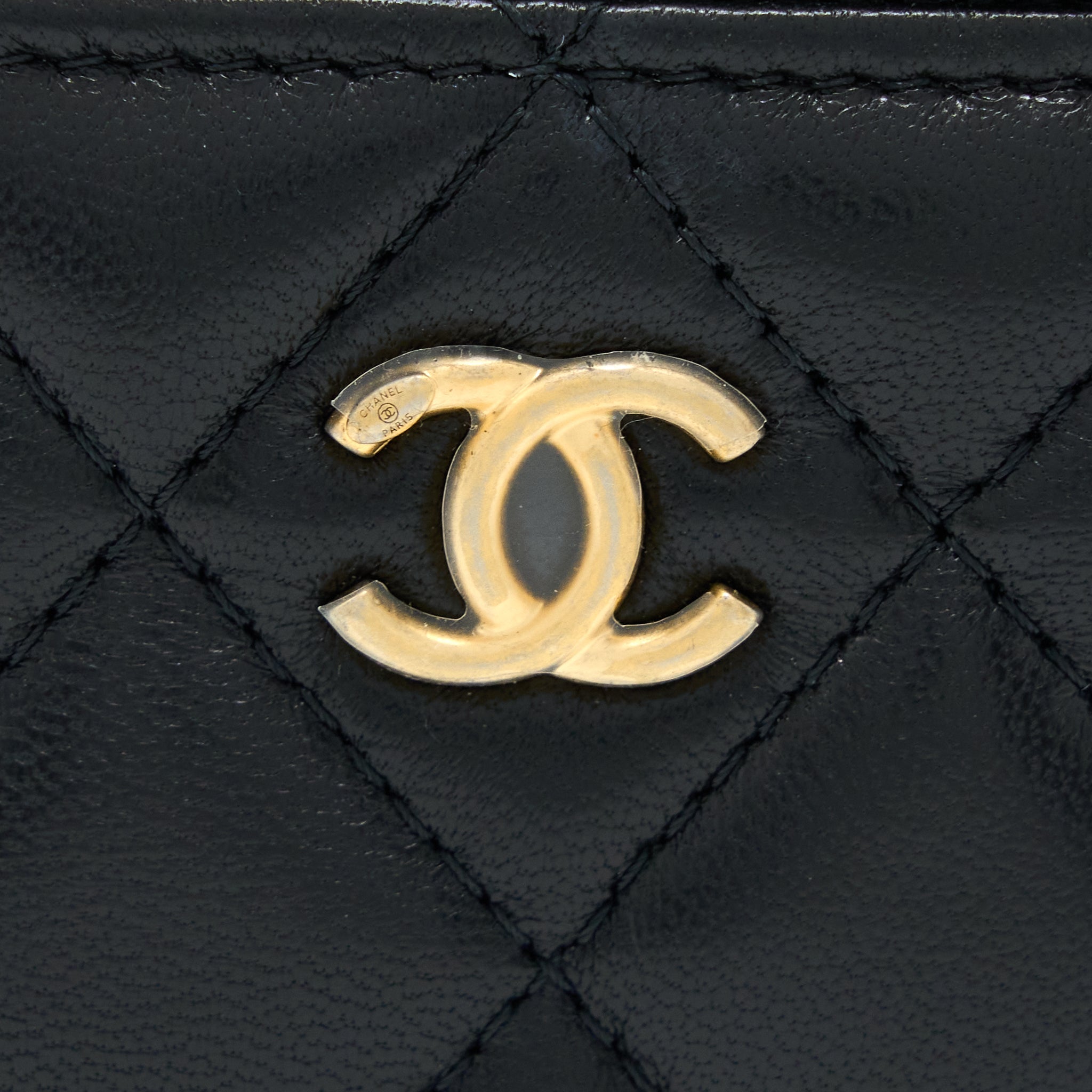 CHANEL PEARL CRUSH MINI VANITY CASE LAMBSKIN BLACK LGHW