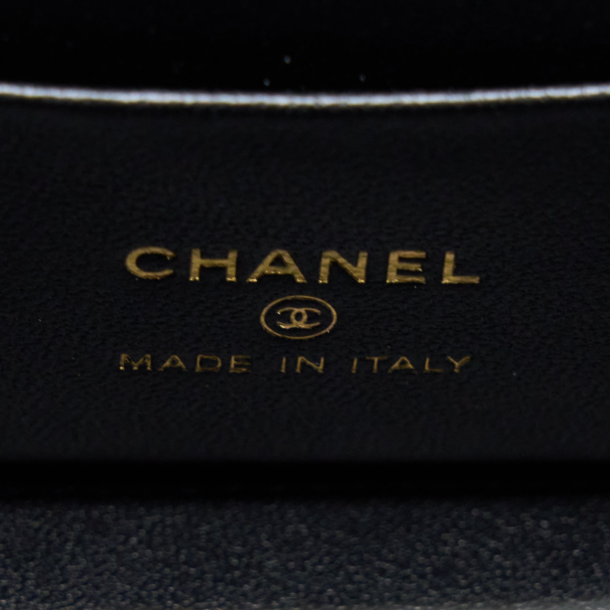 CHANEL 22K GOLD PILLAR ADJUSTABLE CHAIN LONG VANITY LAMBSKIN BLACK GHW (MICROCHIP)