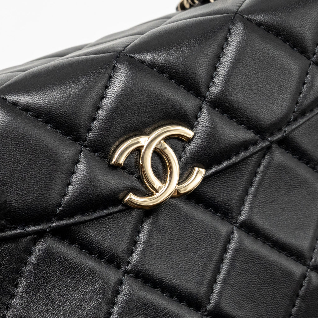 CHANEL FLAP VANITY WITH CHAIN LAMBSKIN BLACK LGWH (MICROCHIP)