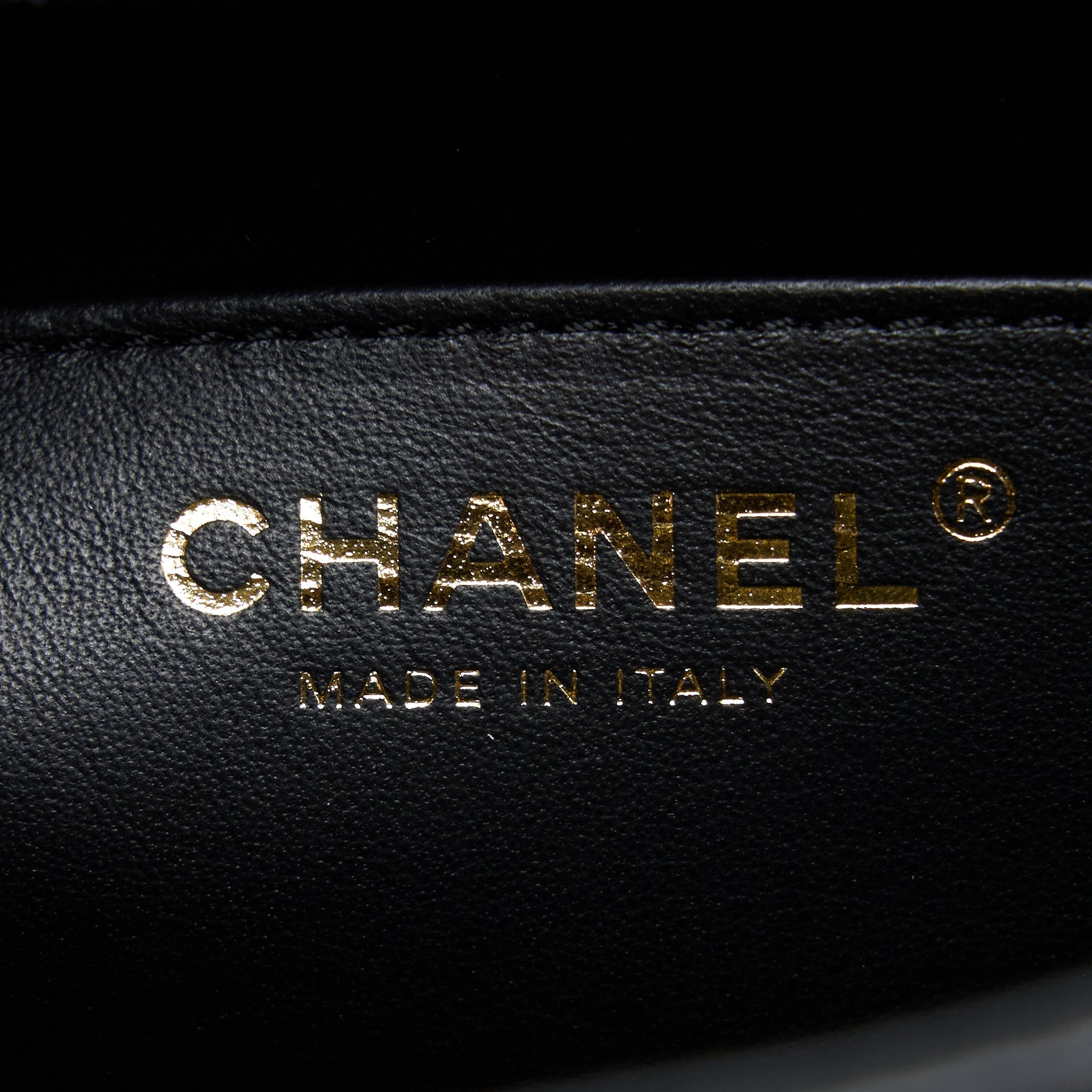 CHANEL 22K RETRO CLASSIC NEW SQUARE FLAP BAG GOATSKIN BLACK WITH GHW (MICROCHIP)