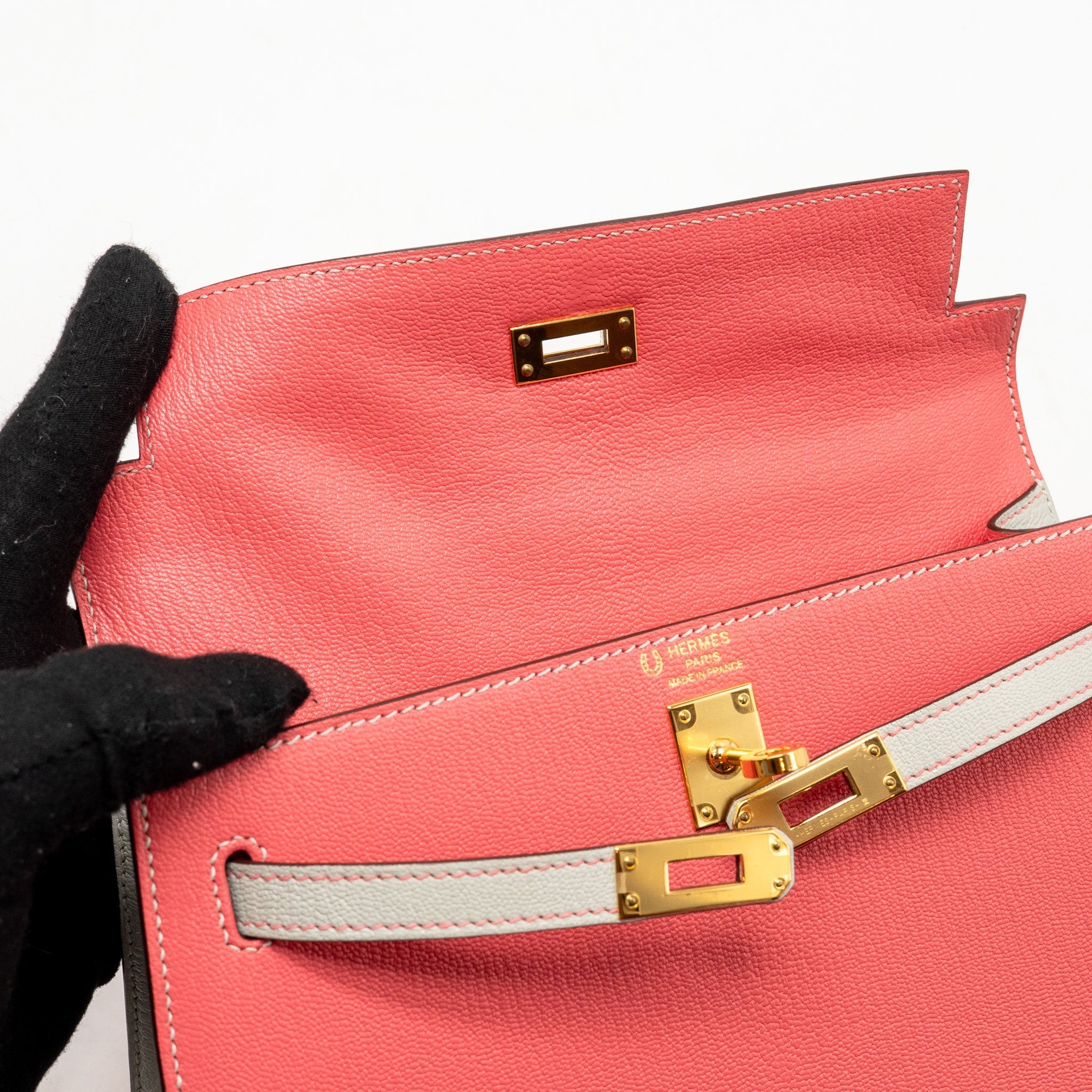 HERMES KELLY 25 SPECIAL ORDER CHÈVRE MYSORE ROSE LIPSTICK / GRIS PERLE GHW
