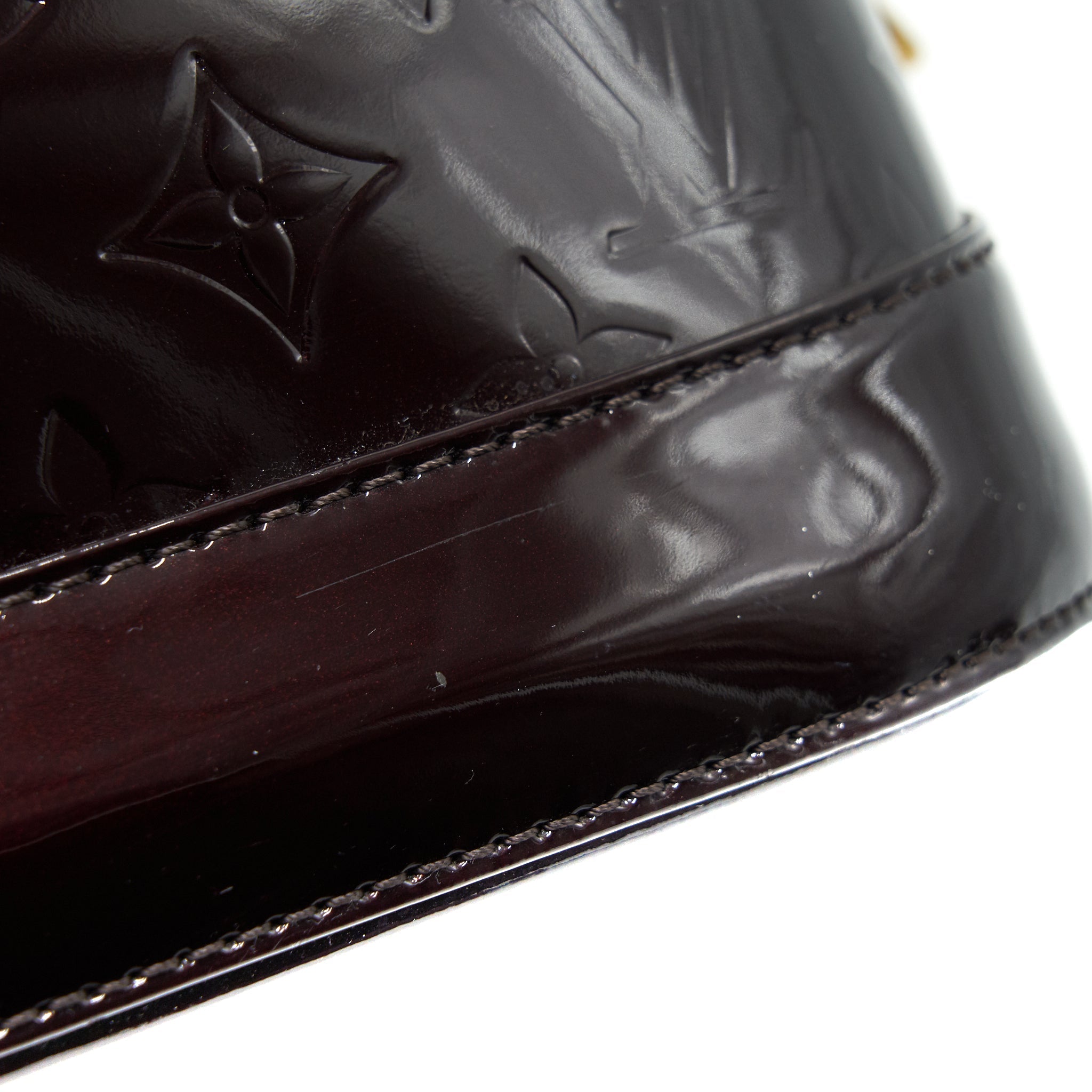 LOUIS VUITTON ALMA GM PATENT LEATHER AMARANTE VERNIS