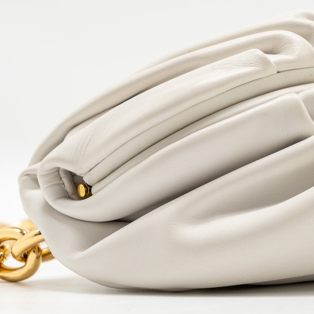 BOTTEGA VENETA THE BELT CHAIN POUCH BAG CALFSKIN WHITE GHW