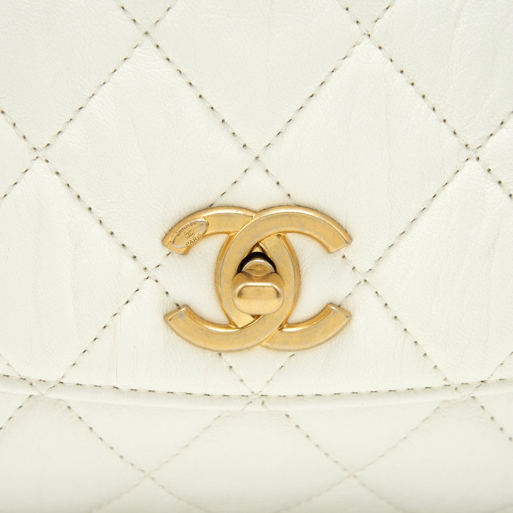 CHANEL SEASONAL FLAP BAG LAMBSKIN WHITE GHW