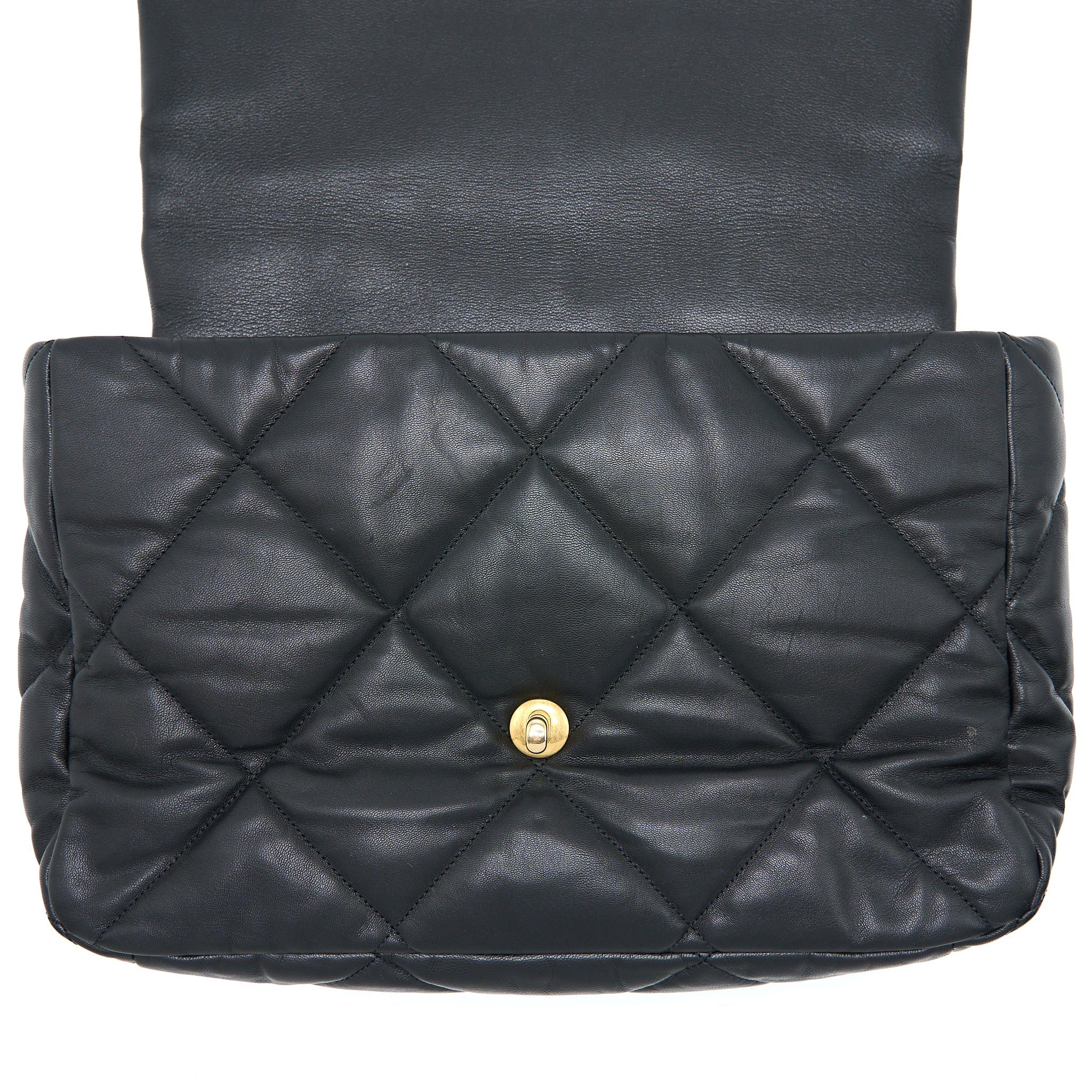 CHANEL MAXI 19 BAG GOATSKIN BLACK MULTICOLOUR HARDWARE
