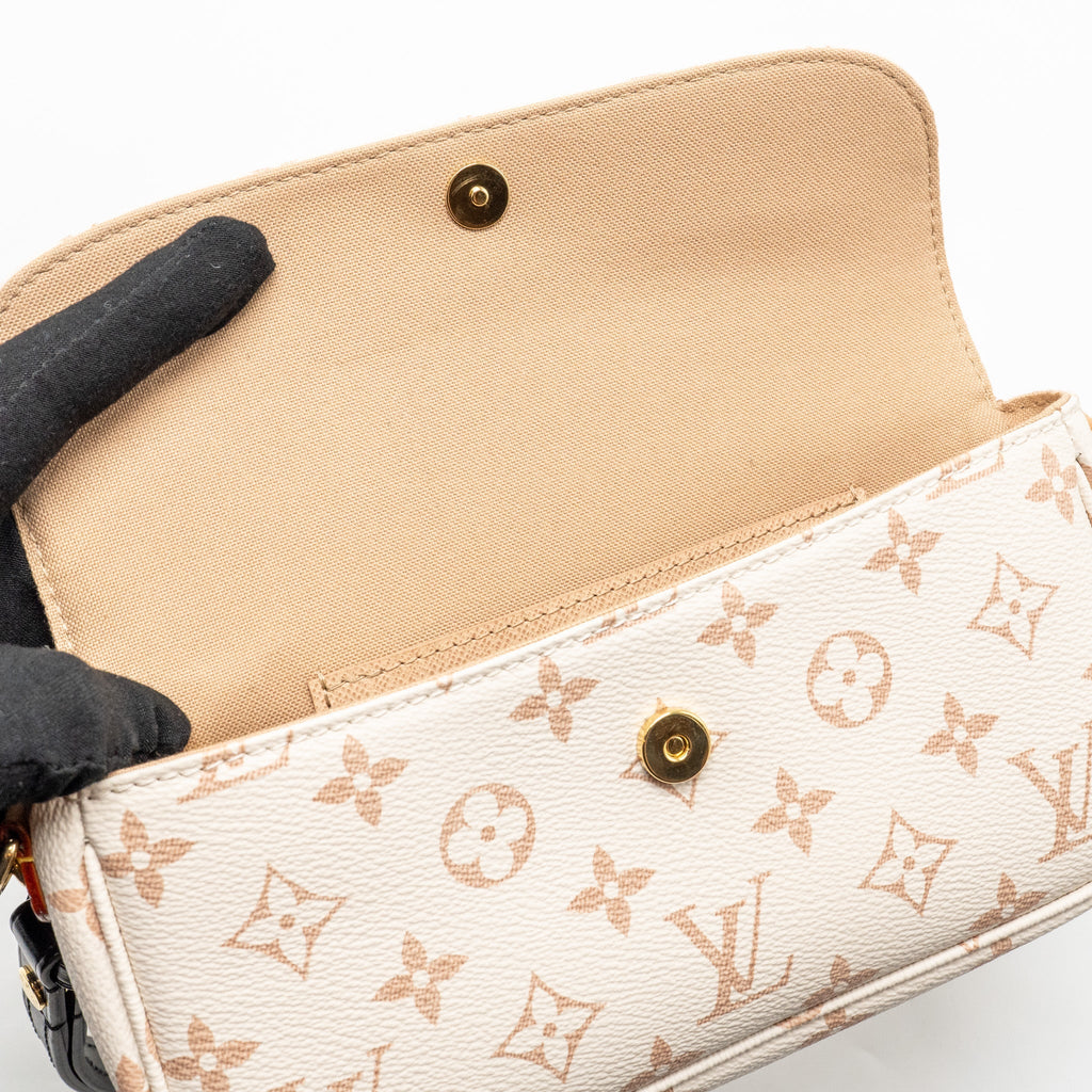 LOUIS VUITTON IVY WALLET ON CHAIN MONOGRAM CANVAS BEIGE/ CREAM GHW