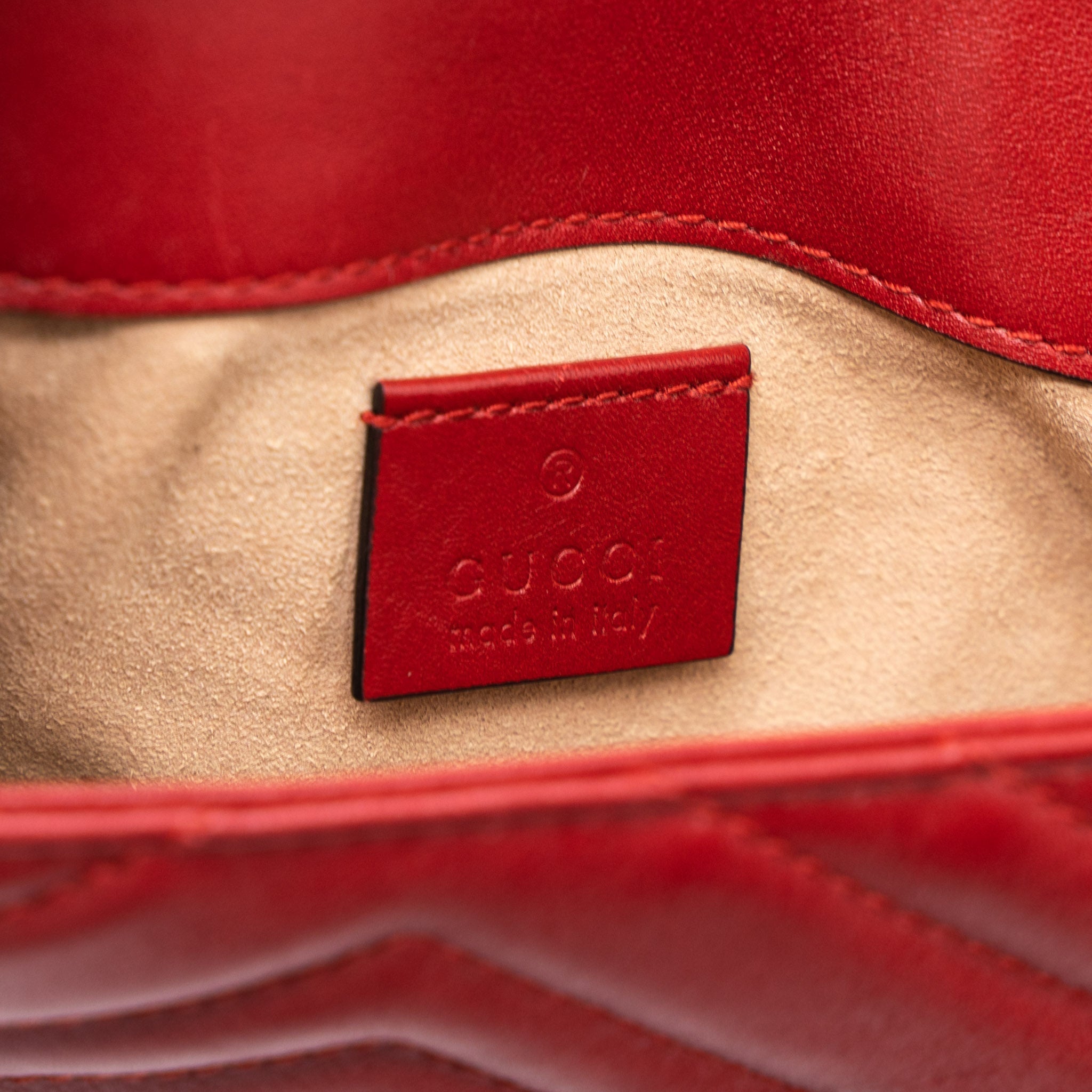 GUCCI GG MARMONT SUPER MINI BAG MATELASSÉ CALFSKIN RED BRUSHED GHW