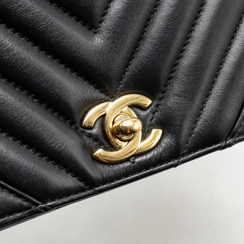 CHANEL CHEVRON FLAP BAG LAMBSKIN BLACK LGHW