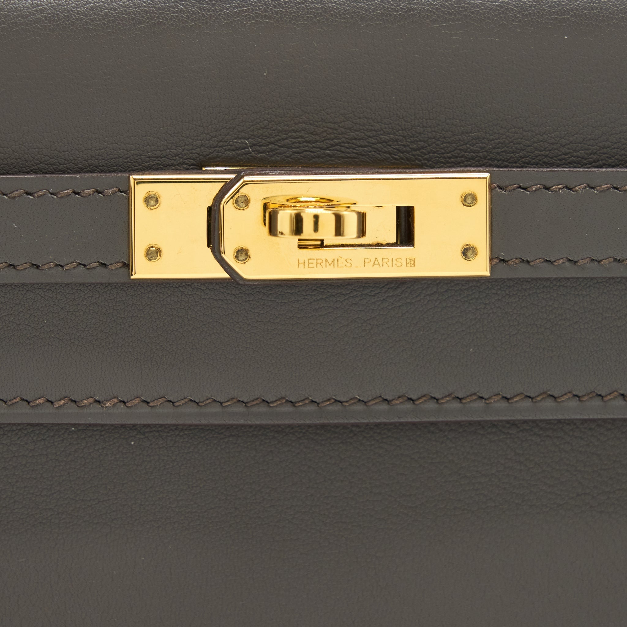 HERMES KELLY POCHETTE SWIFT 8F GRIS ETAIN GHW