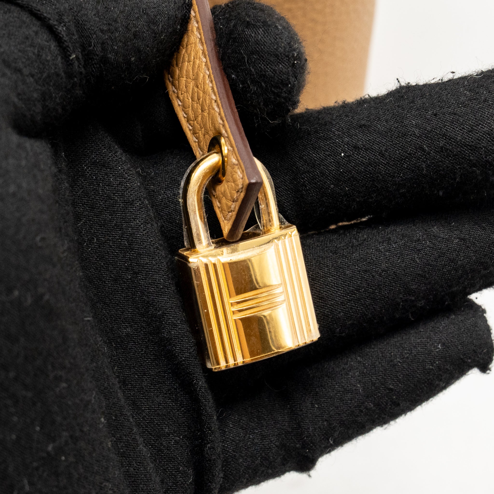 HERMES PICOTIN 18 LOCK BAG CLEMENCE 4B BISCUIT GHW